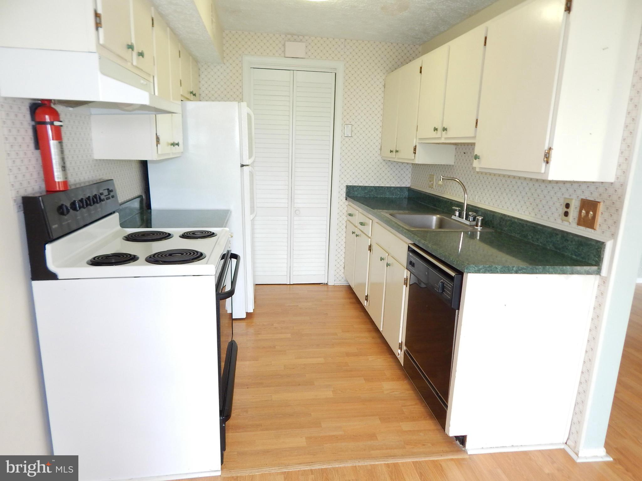 BROOKSHIRE - Residential