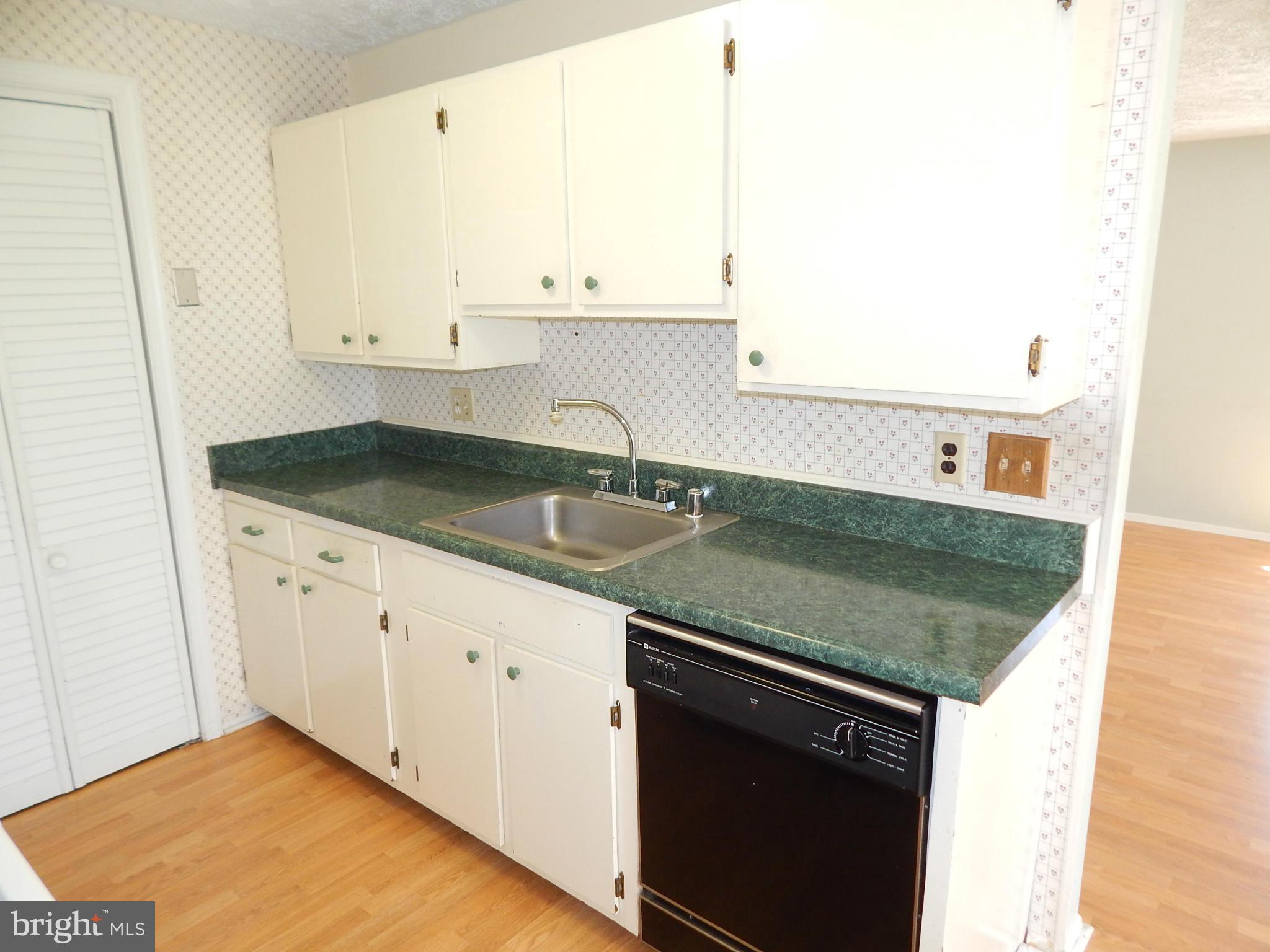 BROOKSHIRE - Residential