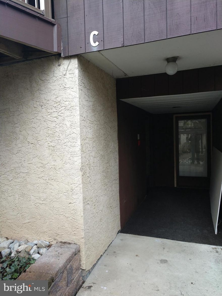 Excellent opportunity to own a one bedroom condo in Green Tree Run.   Check out this beautiful first floor garden unit featuring sizable bedroom,  bonus room, spacious living room,  contemporary kitchen with granite counters and stainless steel appliances.   Sliding glass doors open to private patio with wooded view.  Pet friendly community with great amenities included with affordable association fee such as Clubhouse, swimming pools, Fitness Center, parking, water, gas, common area maintenance, snow removal, and lawn service.   Amazing location convenient to parks, bike trails and public transportation.   Easy to show!