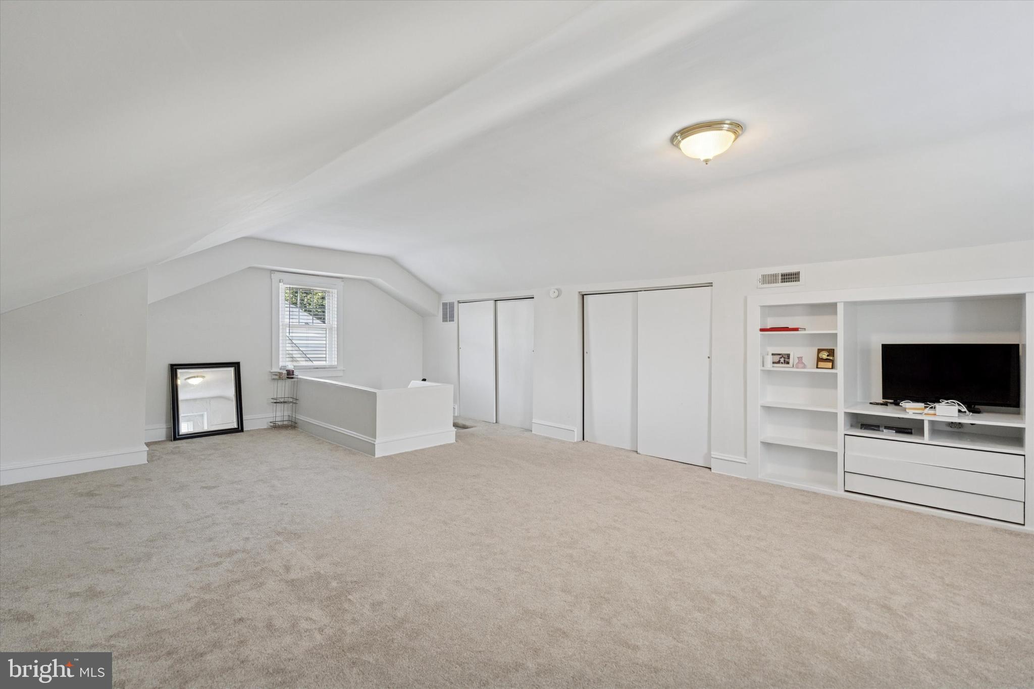 HAVERTOWN - Residential