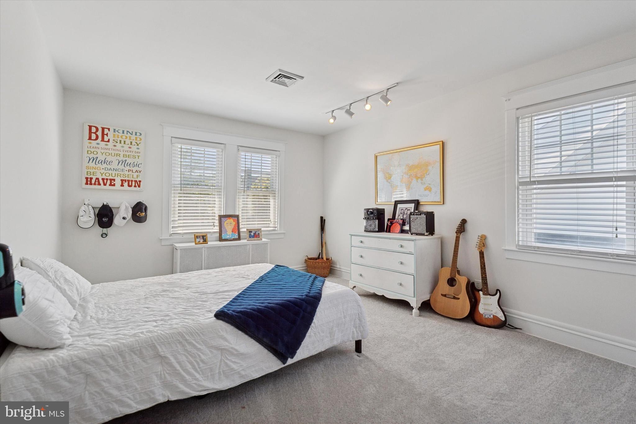 HAVERTOWN - Residential