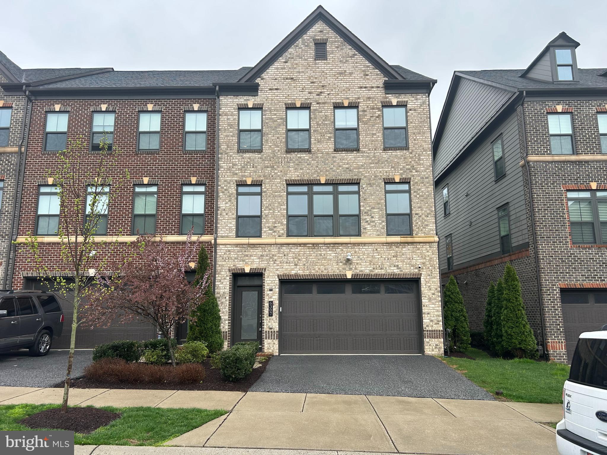 GREENLEIGH - Residential
