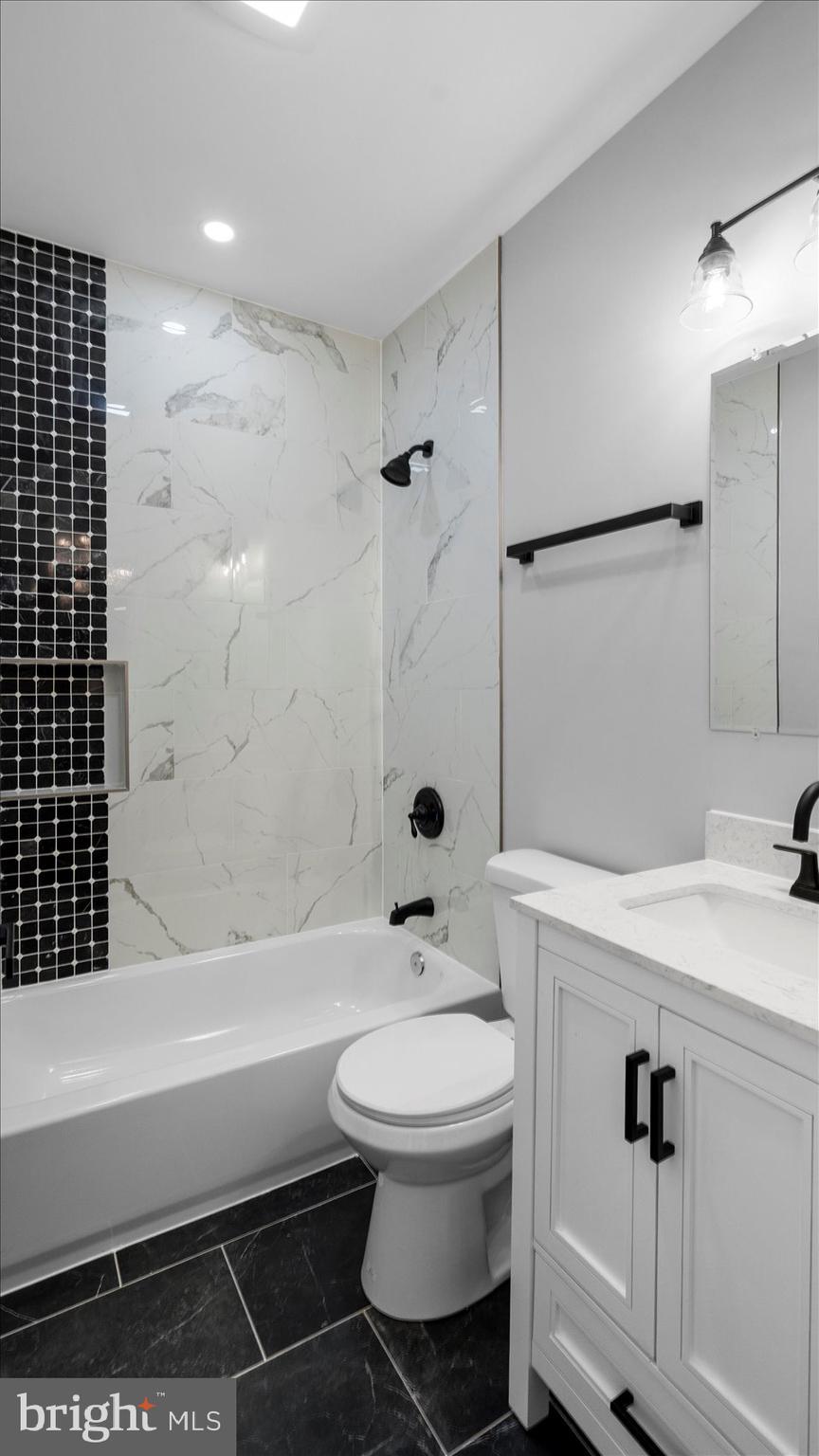 WAVERLY - Residential