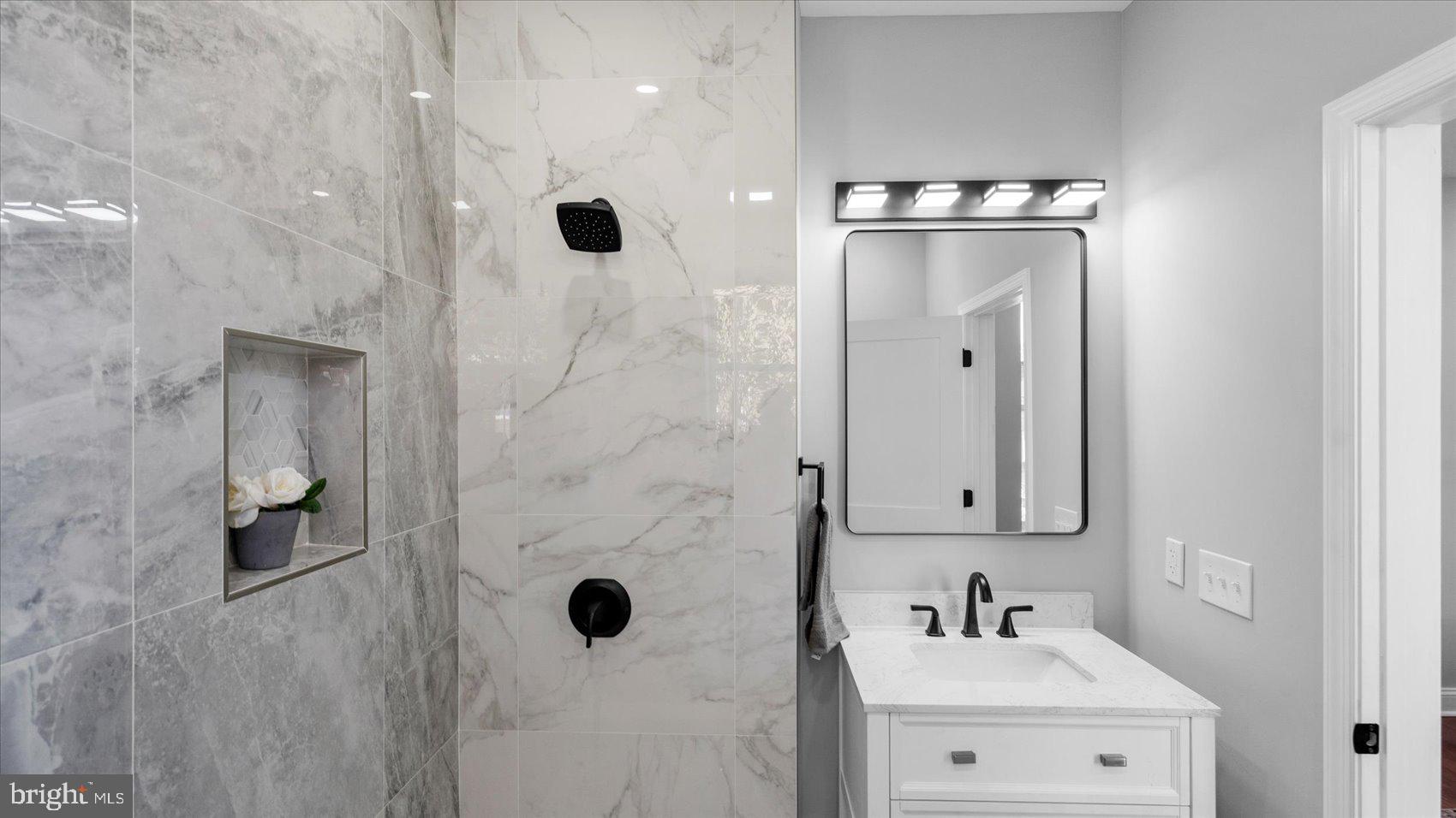 WAVERLY - Residential