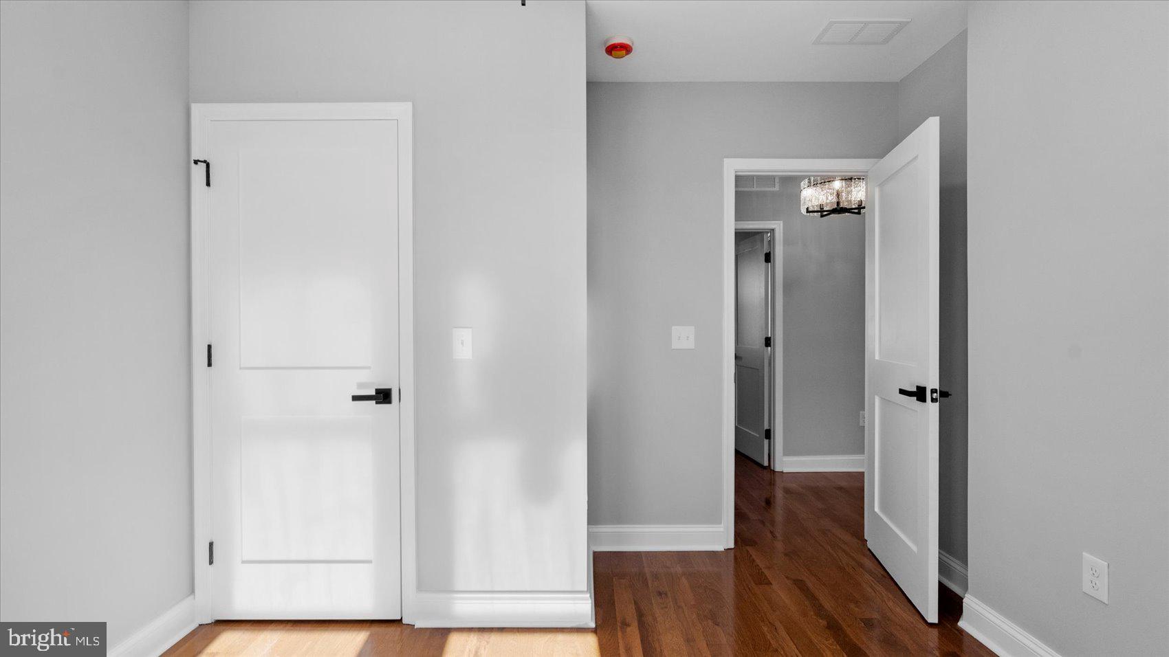 WAVERLY - Residential