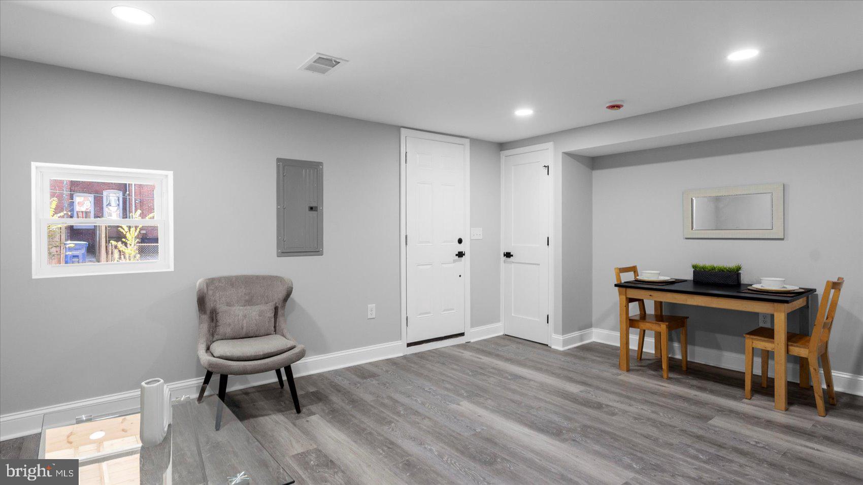 WAVERLY - Residential