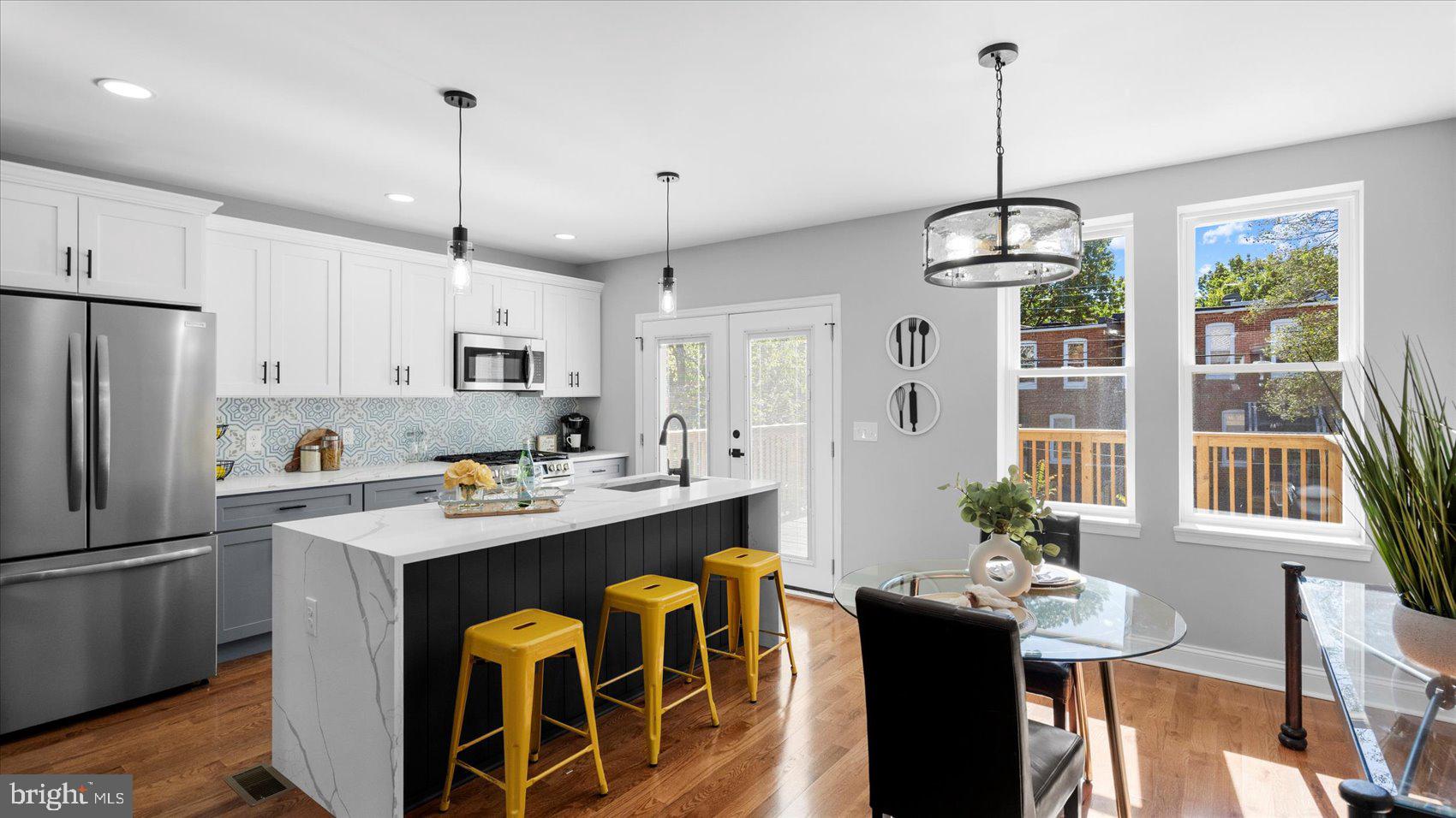 WAVERLY - Residential