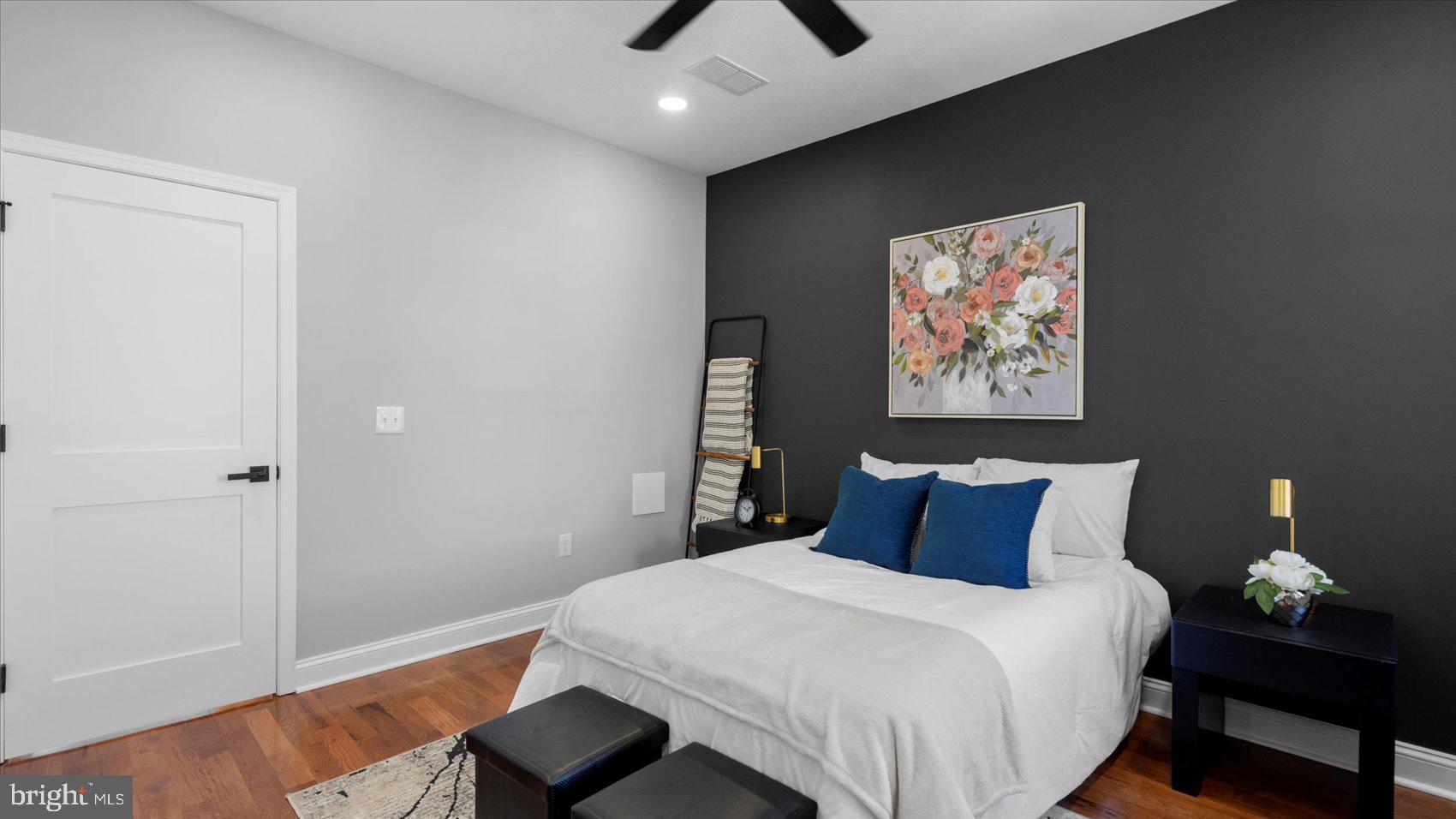 WAVERLY - Residential