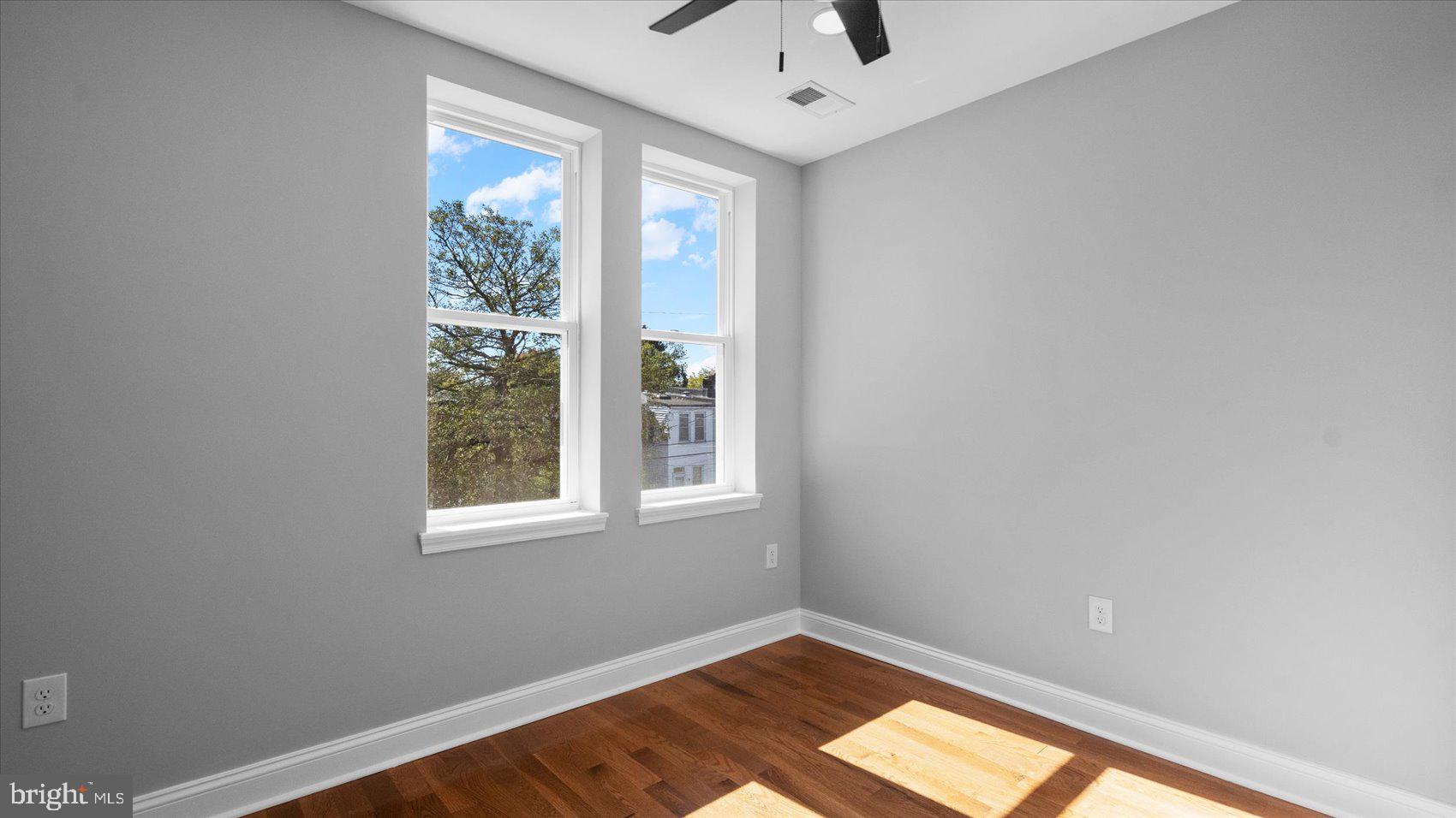 WAVERLY - Residential