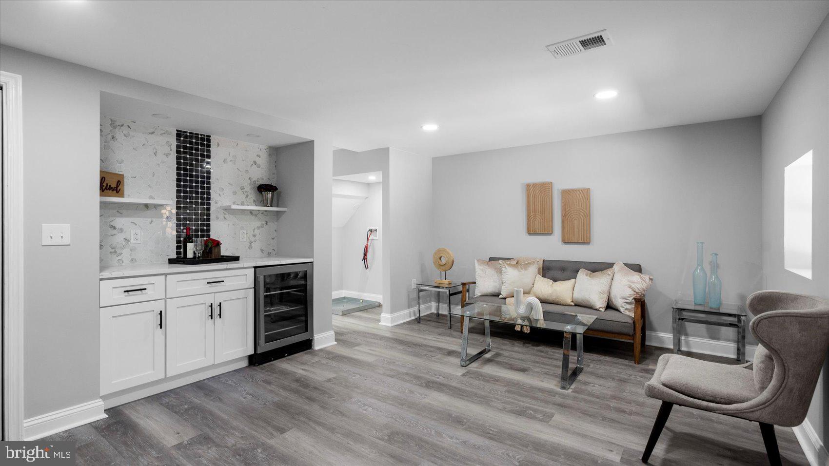 WAVERLY - Residential