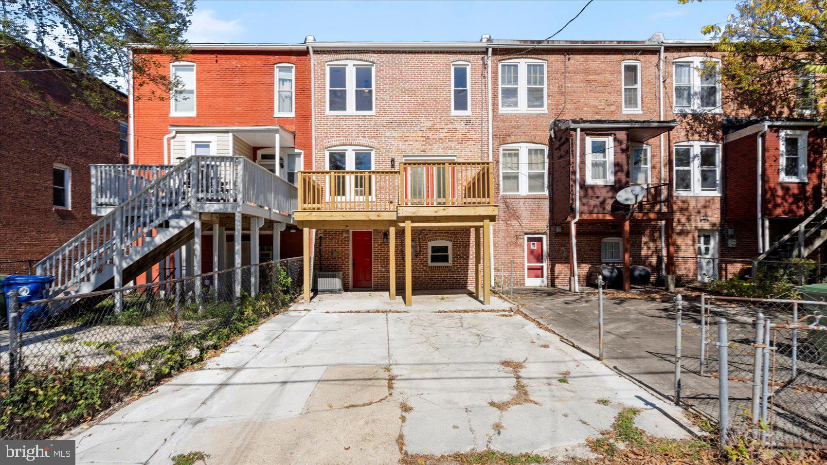 WAVERLY - Residential