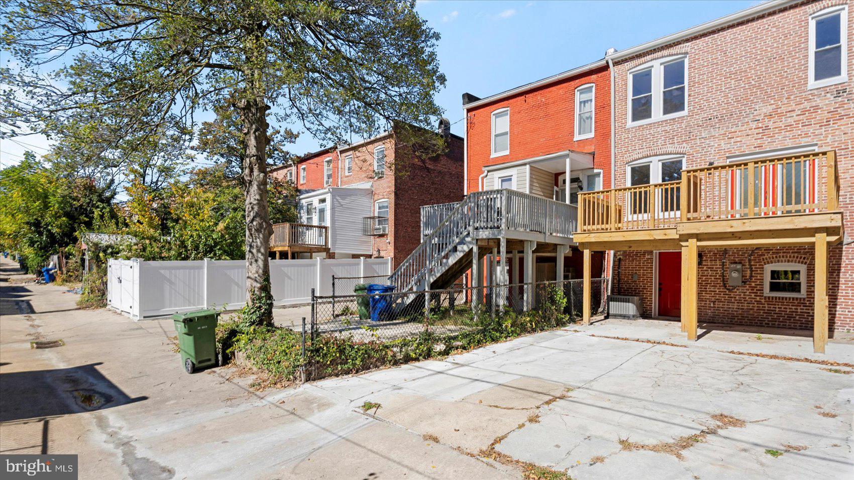 WAVERLY - Residential