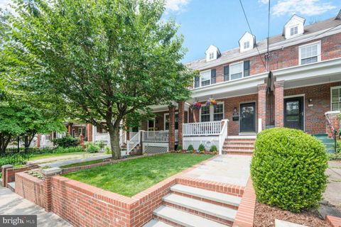2220 38TH STREET NW WASHINGTON DC 20007