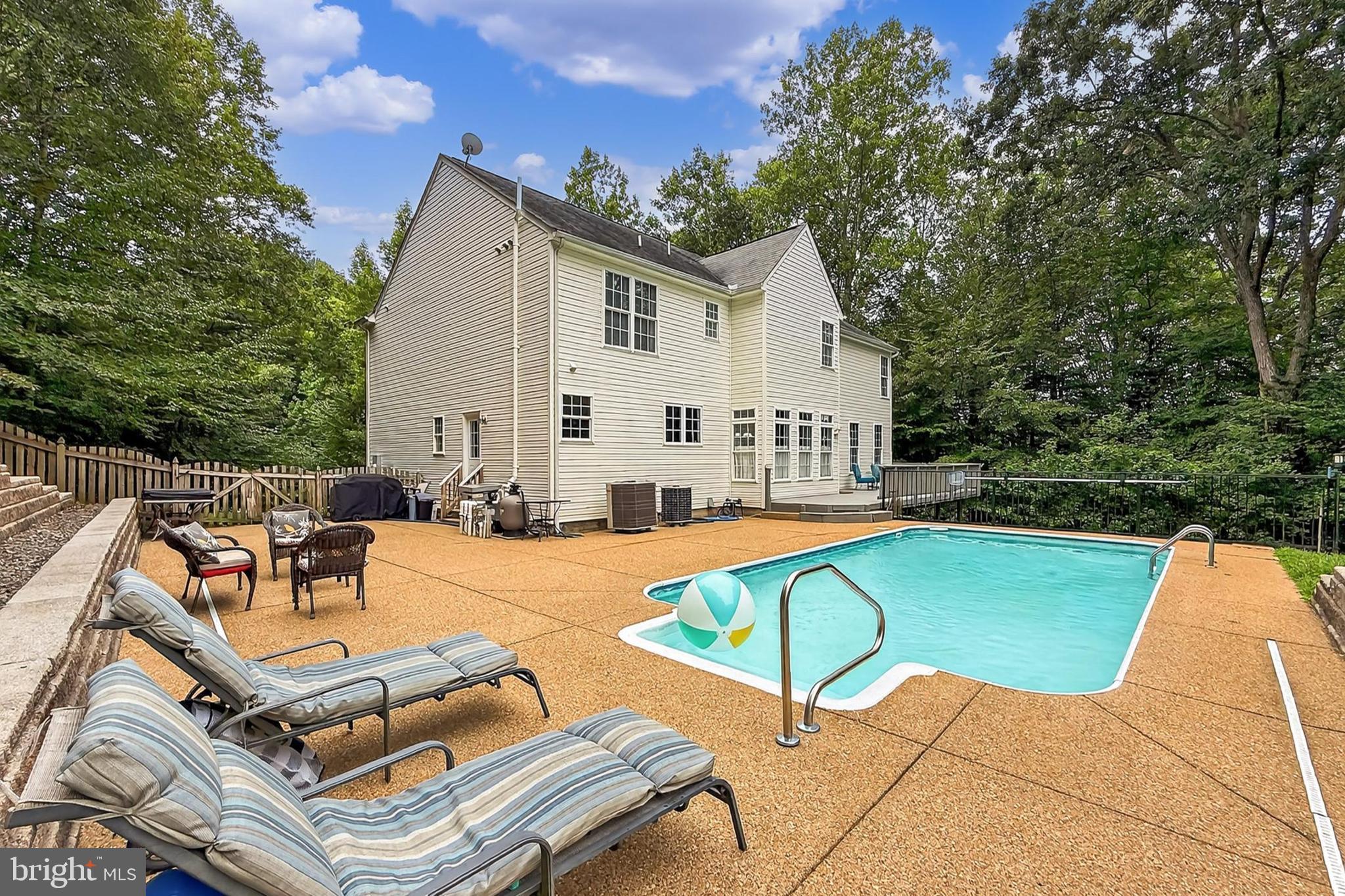 THE PALISADES - Residential