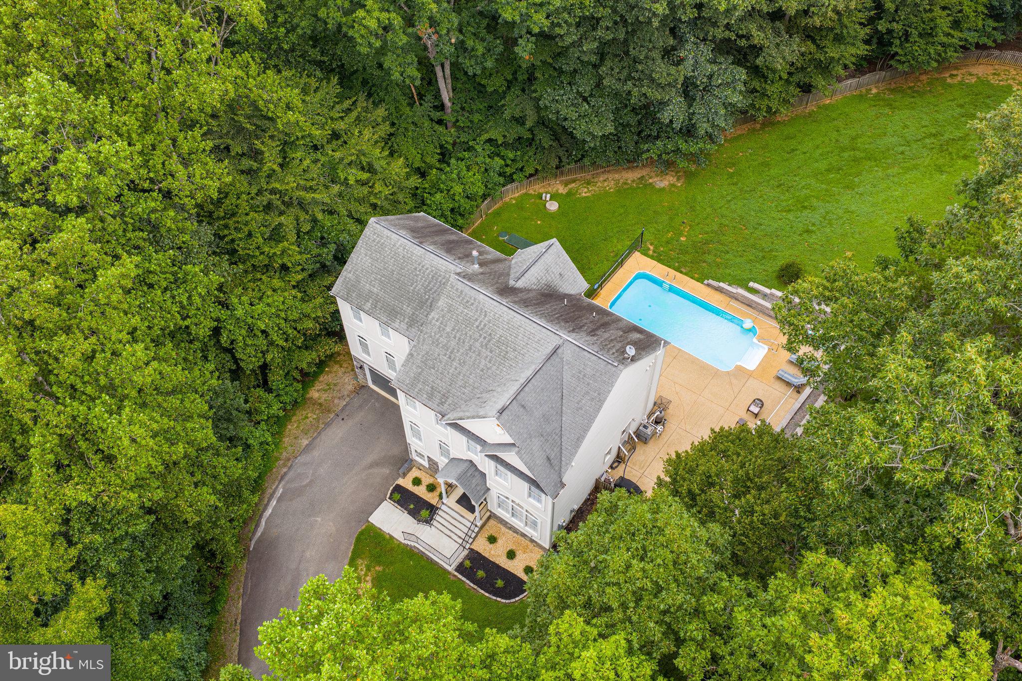 THE PALISADES - Residential