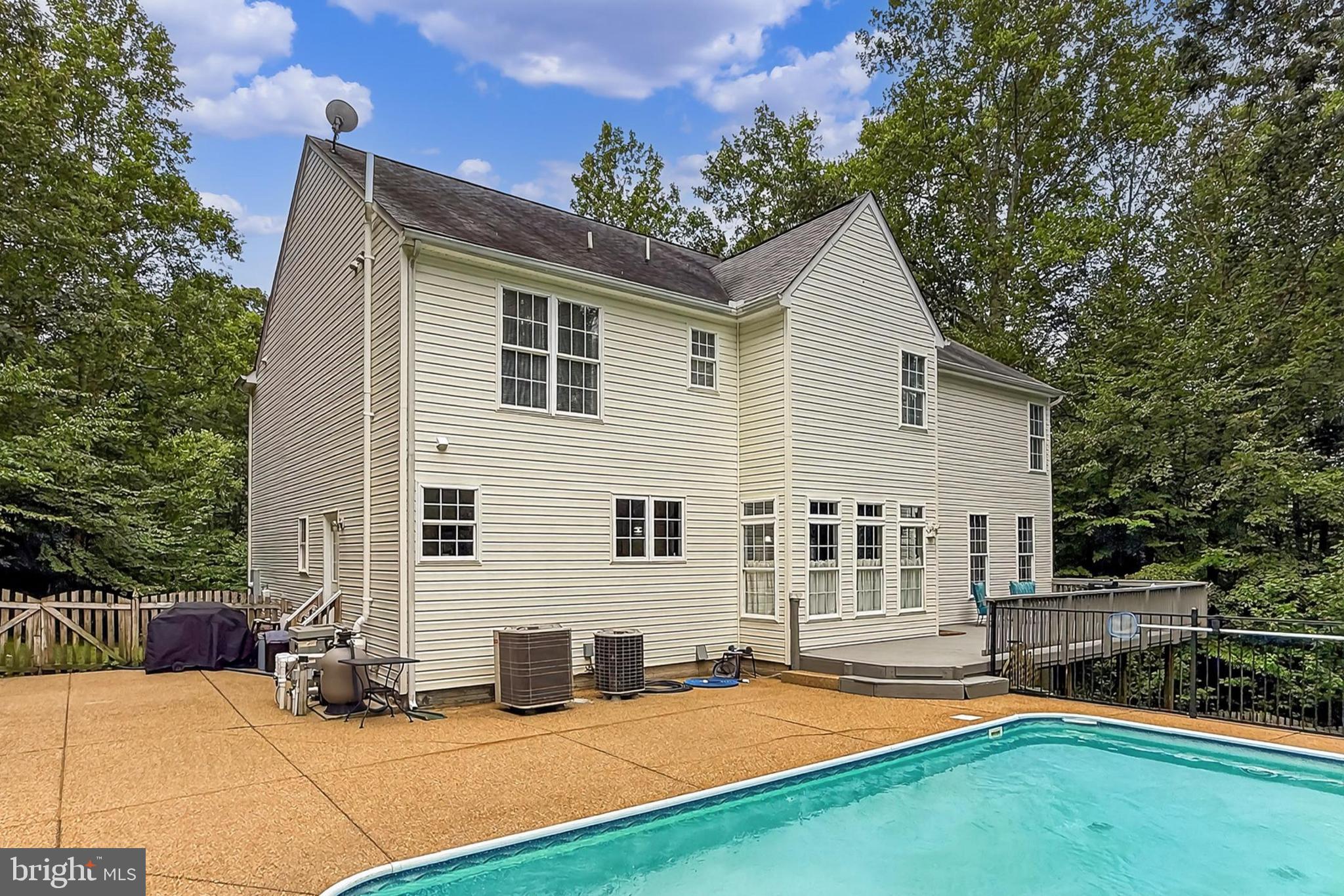 THE PALISADES - Residential