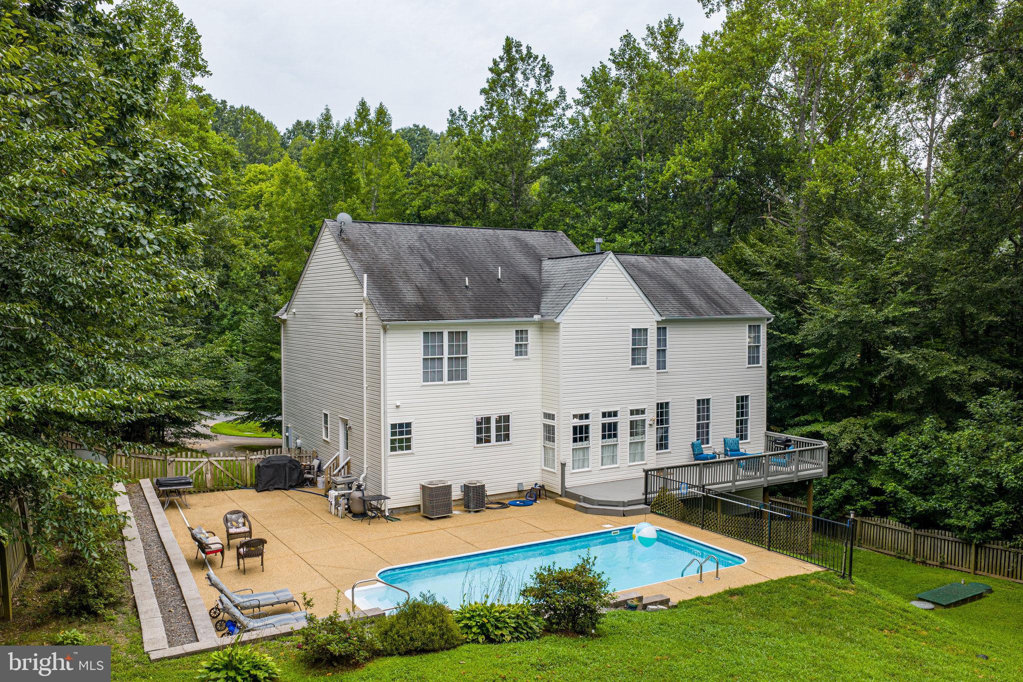 THE PALISADES - Residential