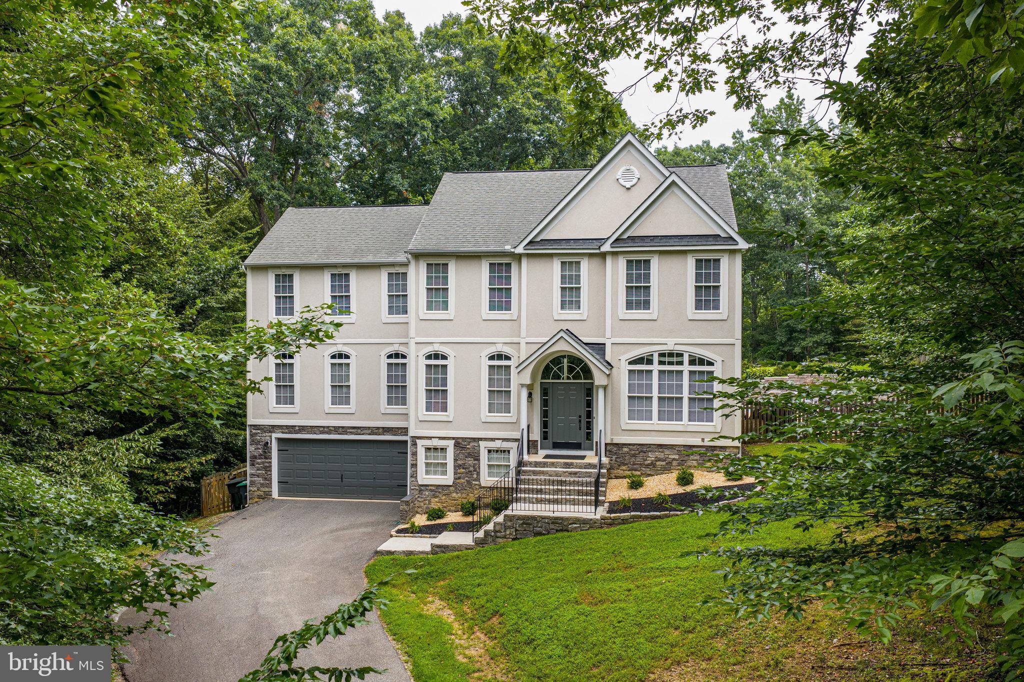 THE PALISADES - Residential