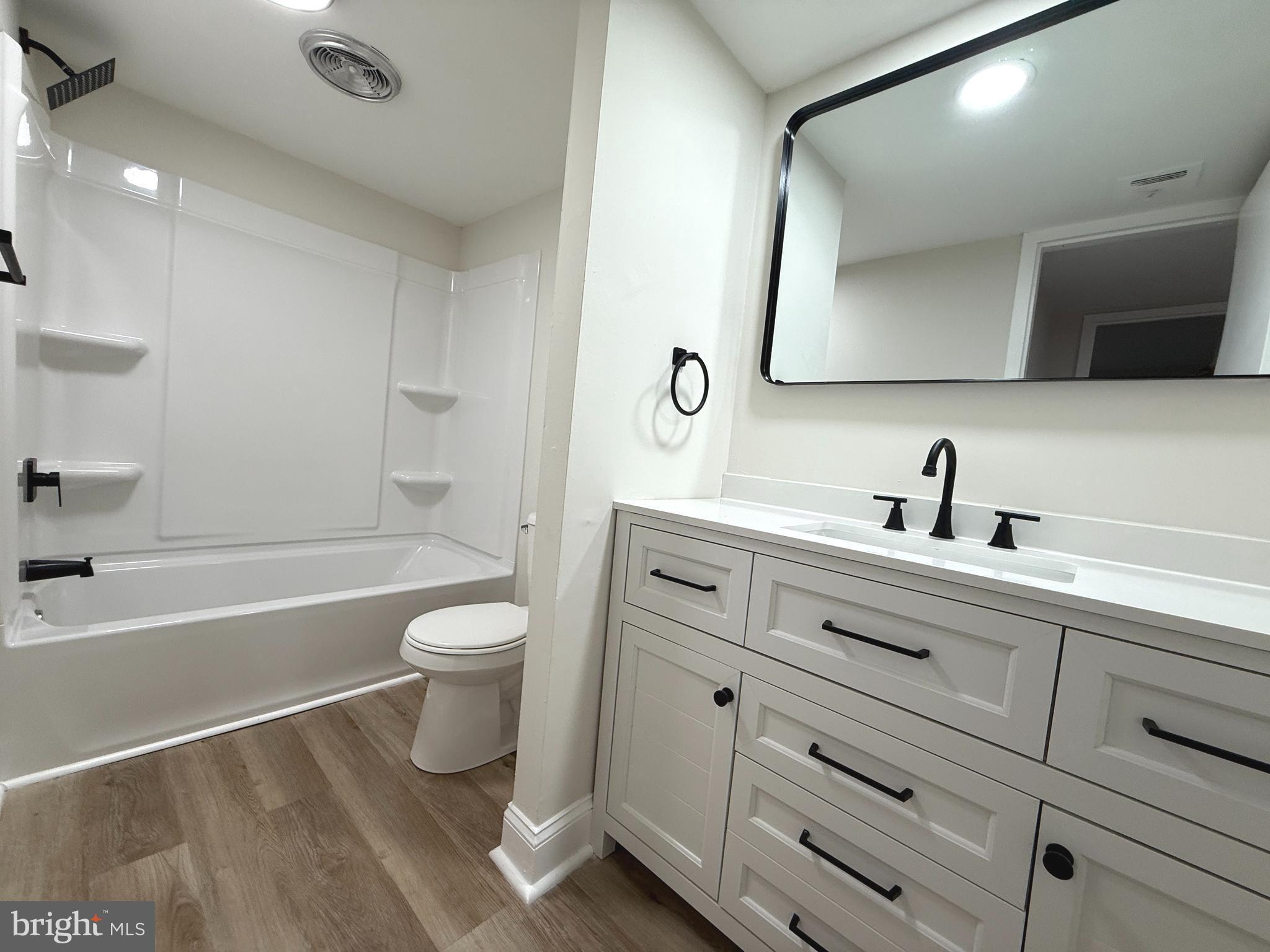 CHELSEA WOODS CONDO - Residential Lease