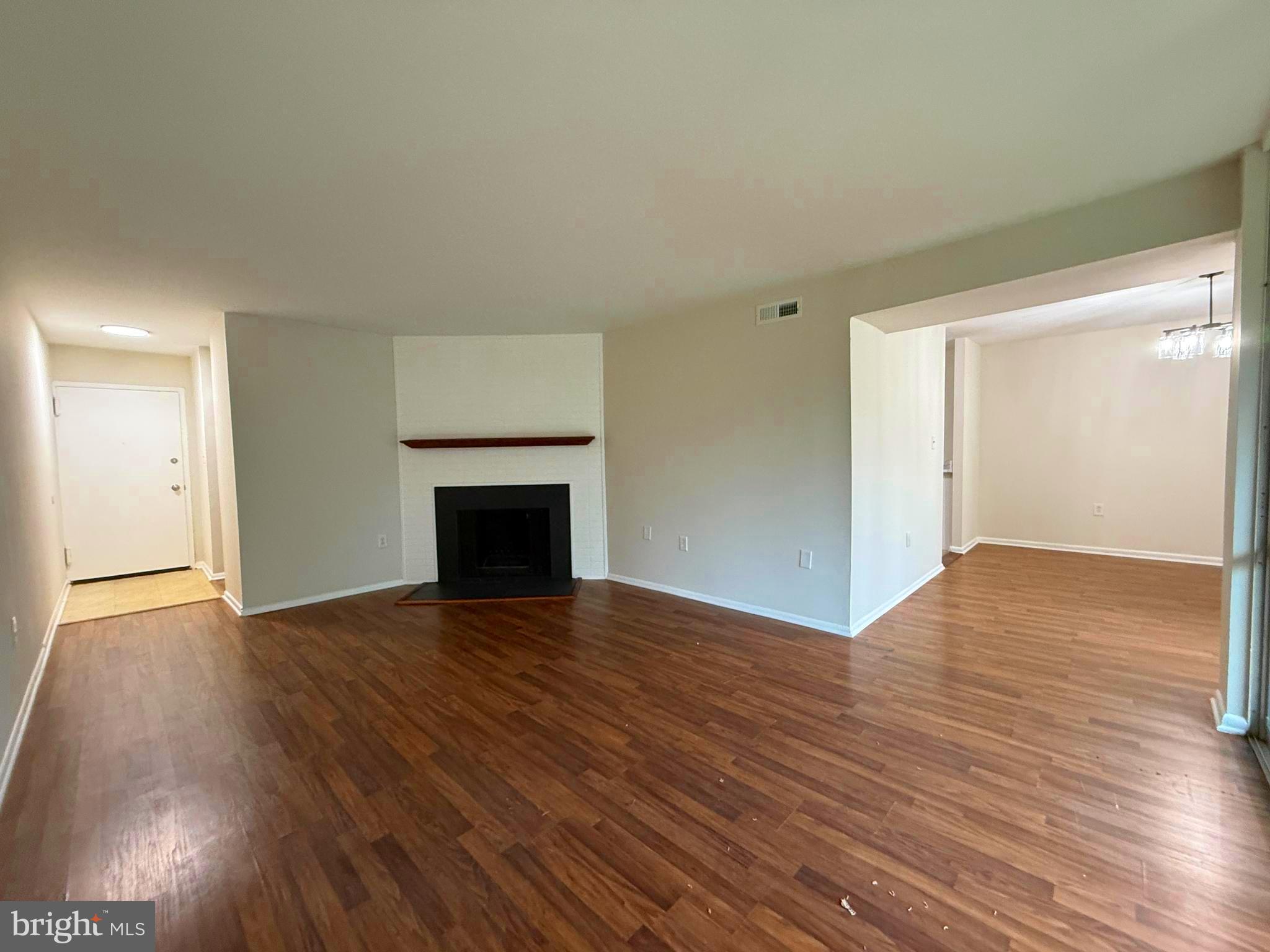 CHELSEA WOODS CONDO - Residential Lease