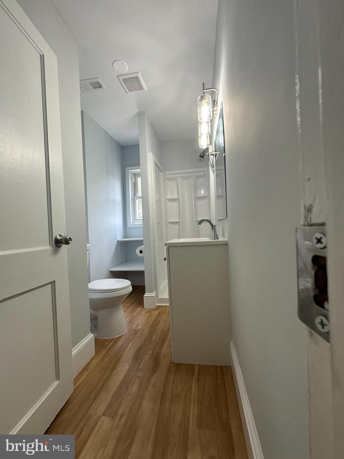 COLUMBIA PARK - Residential Lease