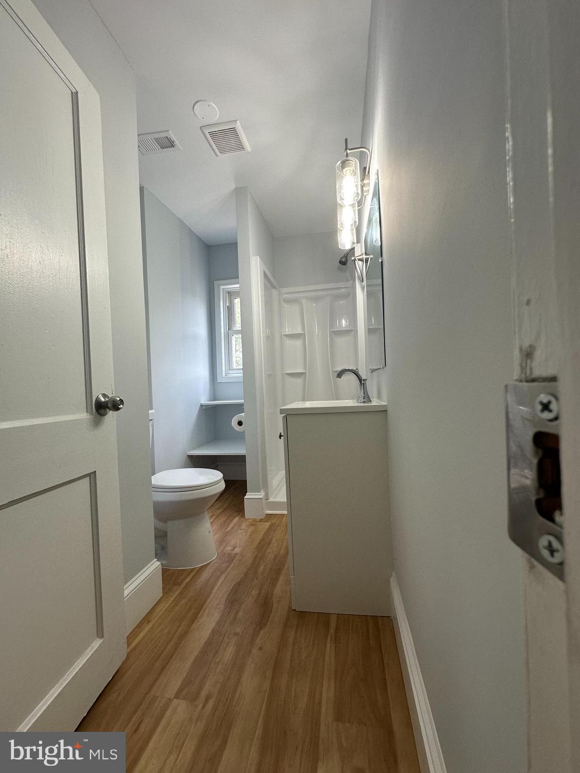 COLUMBIA PARK - Residential Lease