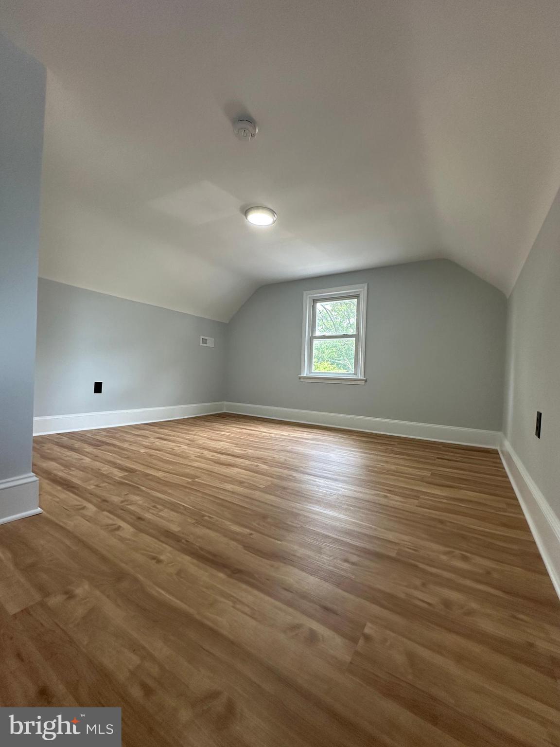 COLUMBIA PARK - Residential Lease