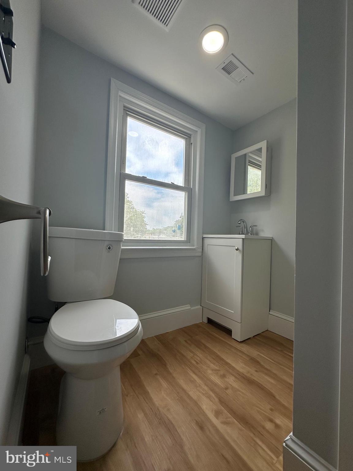 COLUMBIA PARK - Residential Lease