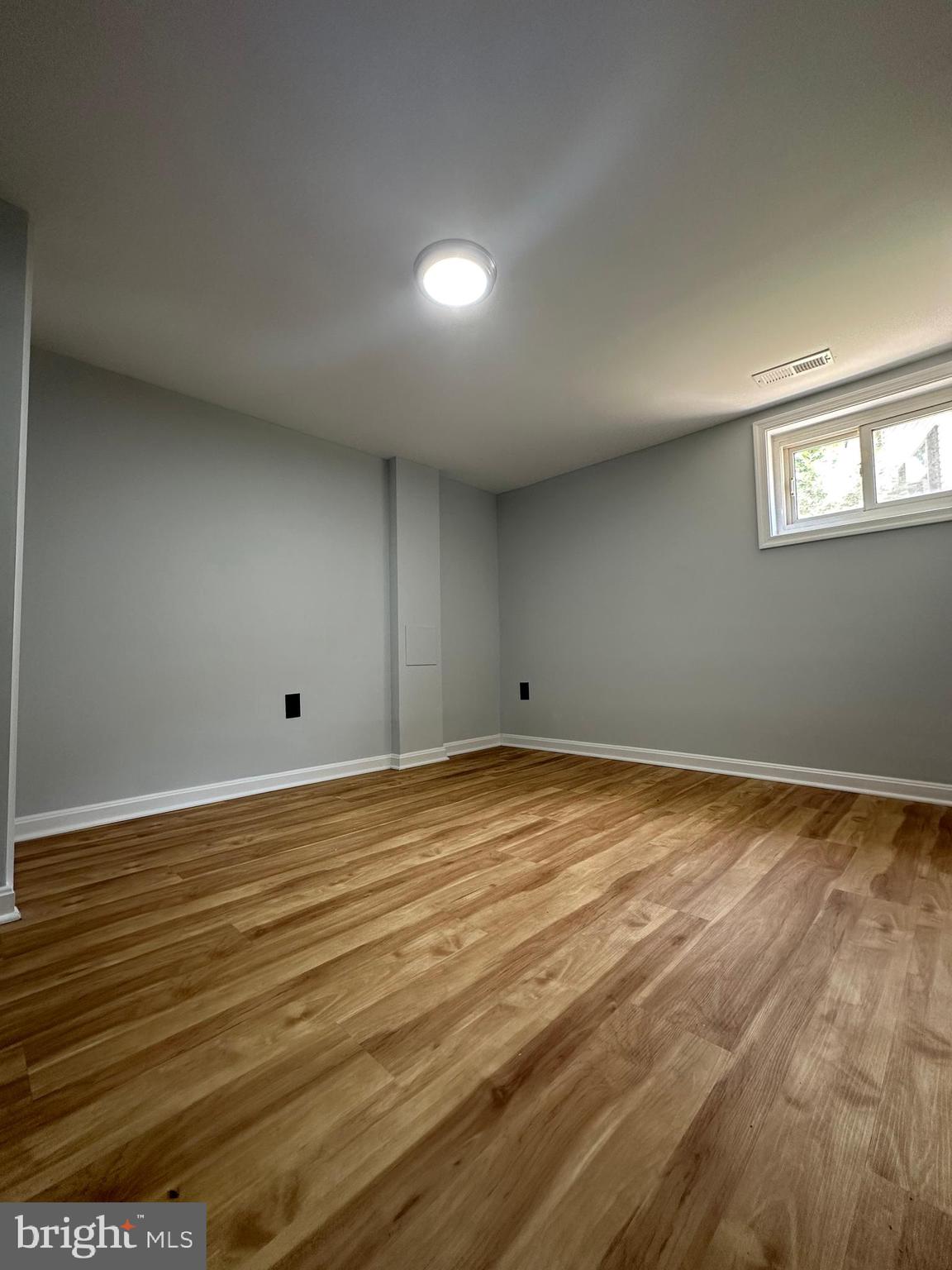 COLUMBIA PARK - Residential Lease