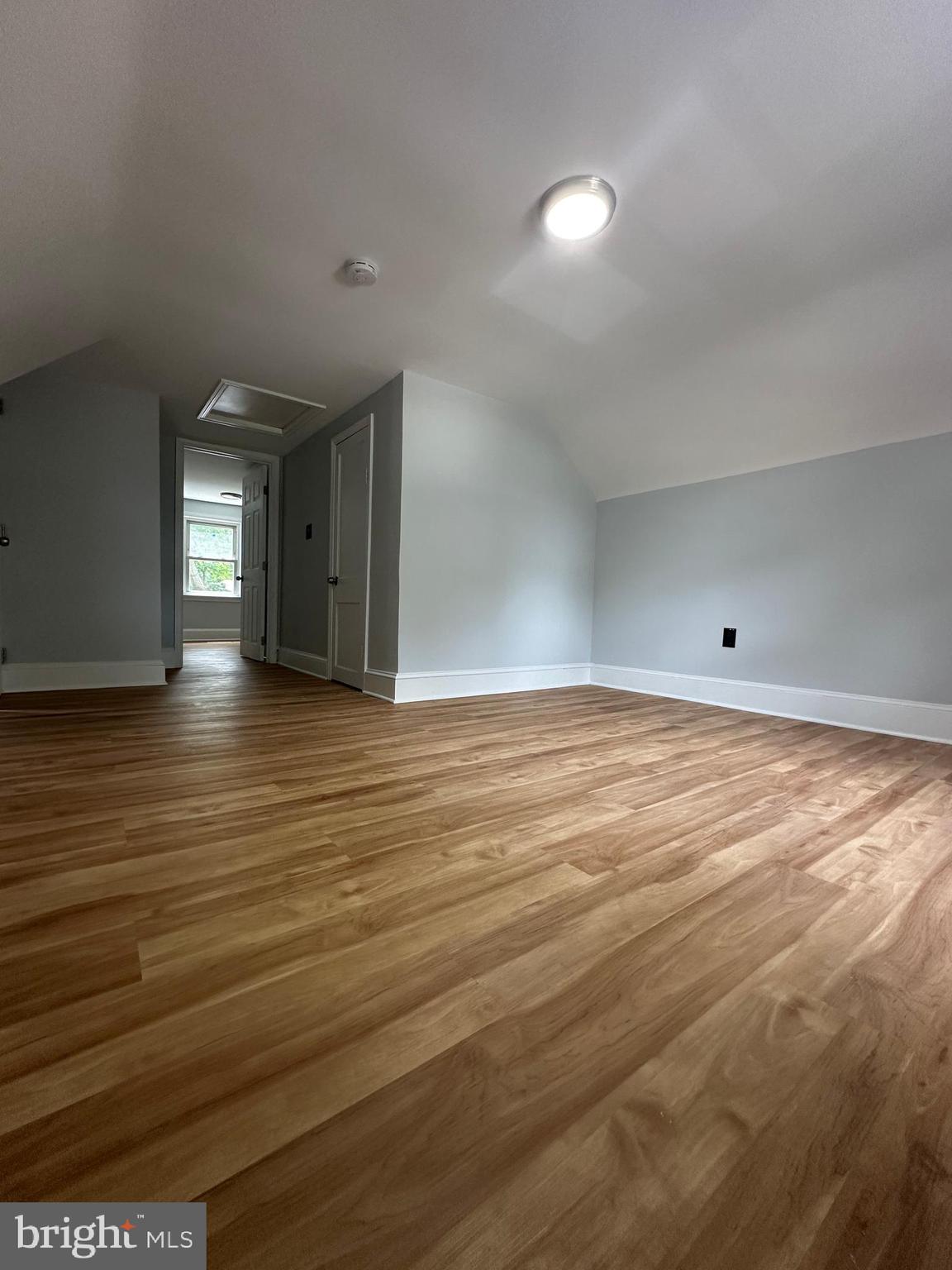 COLUMBIA PARK - Residential Lease