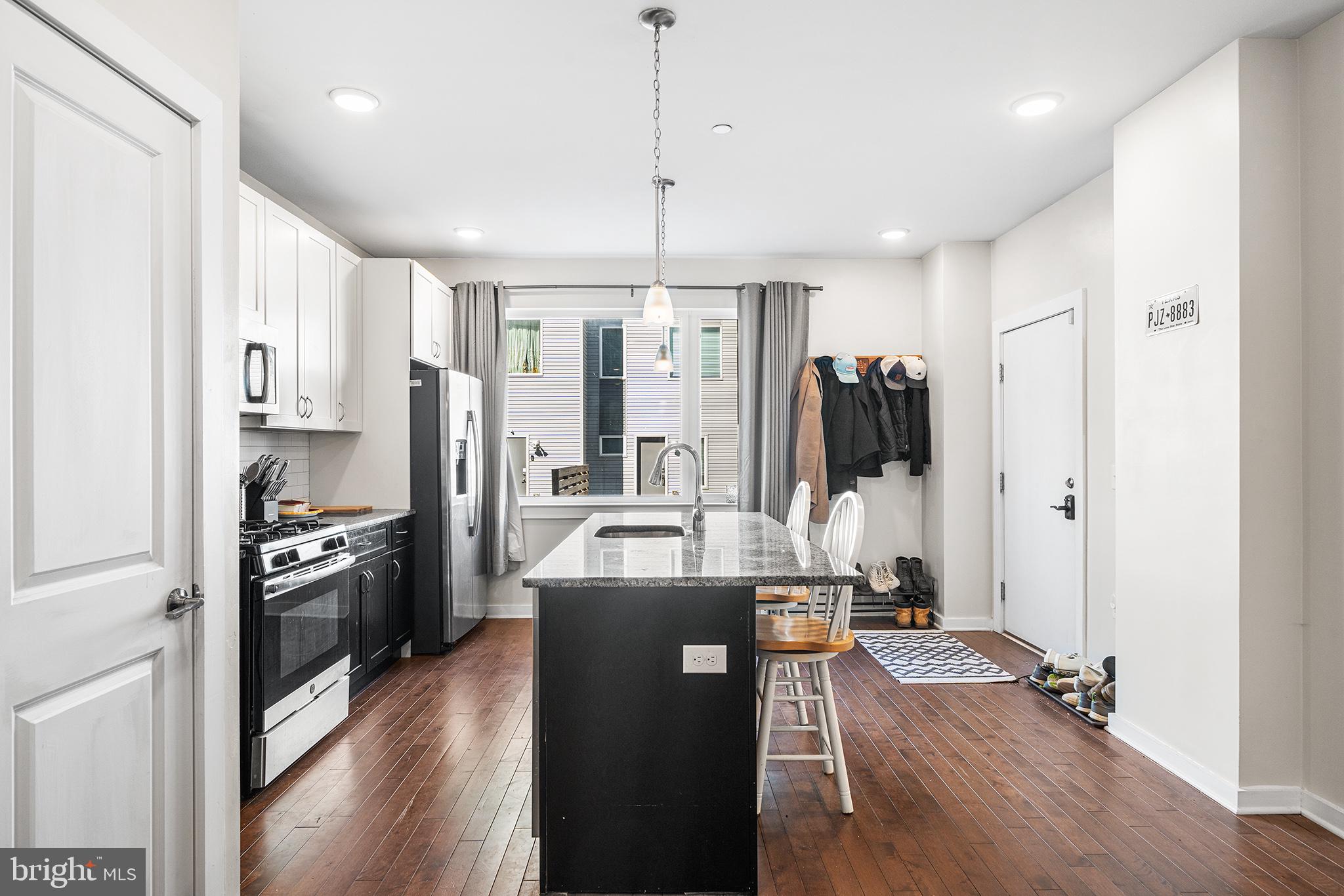 OLDE KENSINGTON - Residential