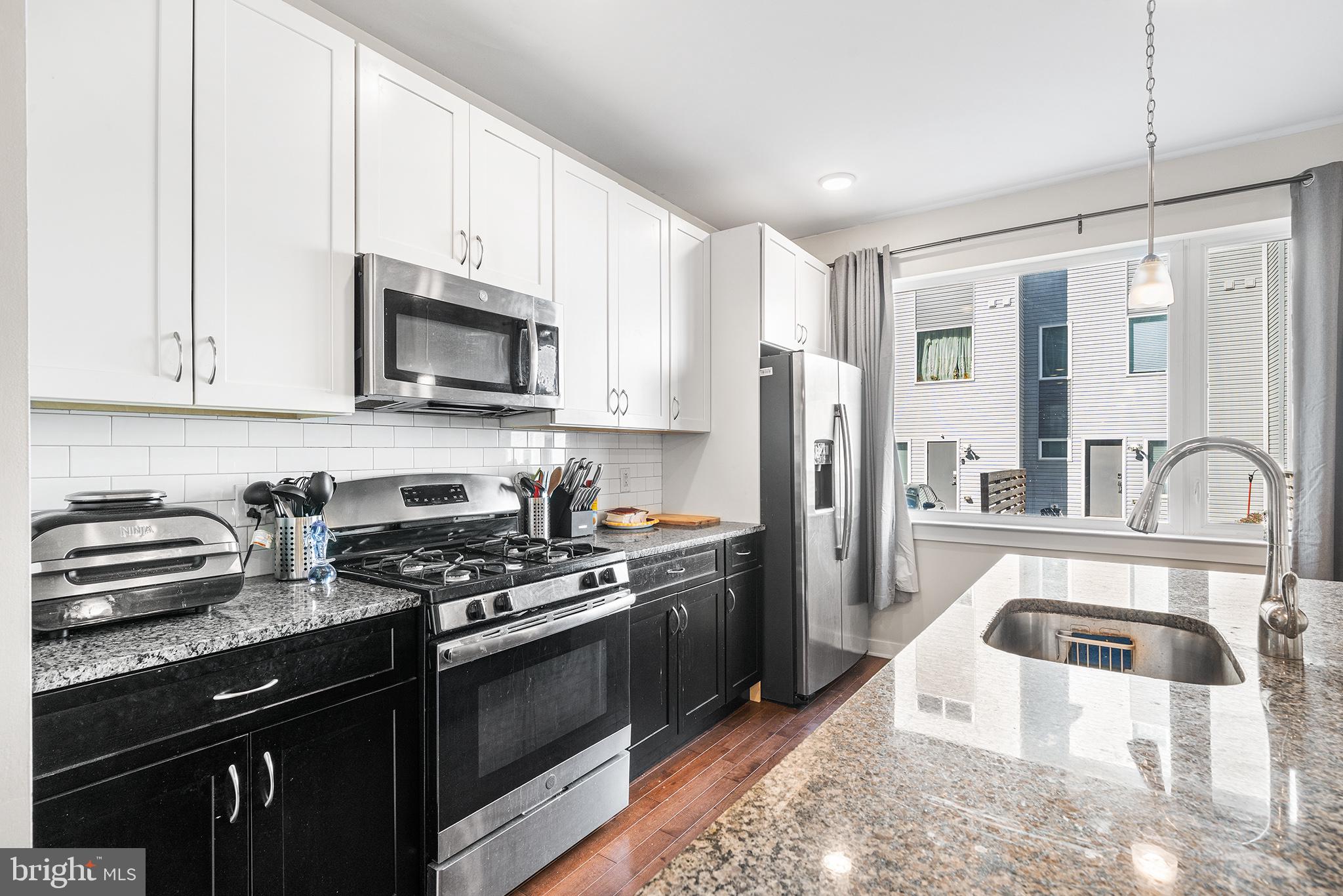 OLDE KENSINGTON - Residential