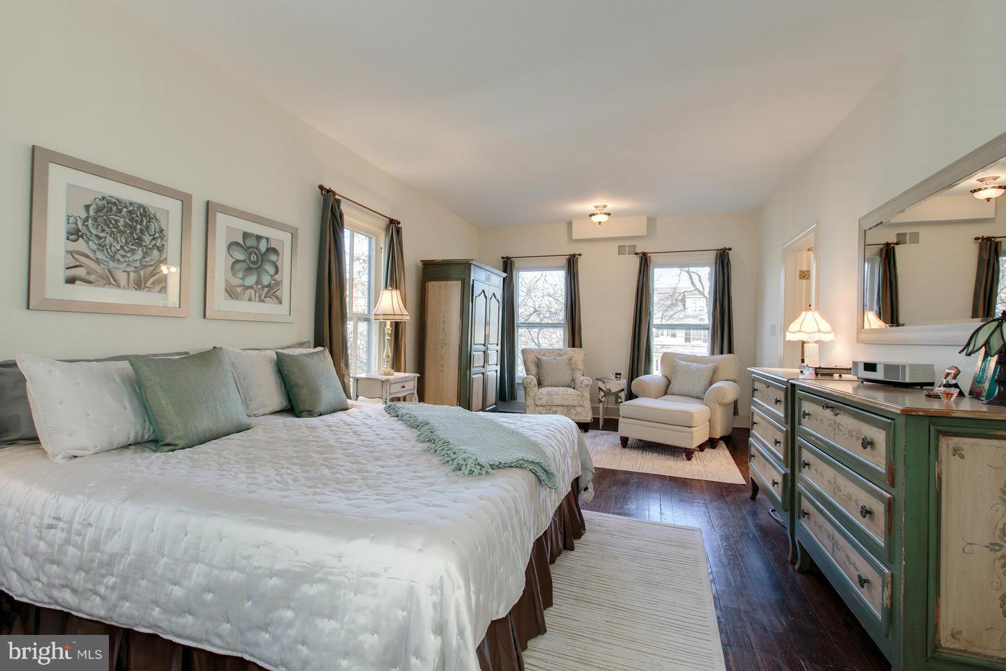 CHEVY CHASE - Residential