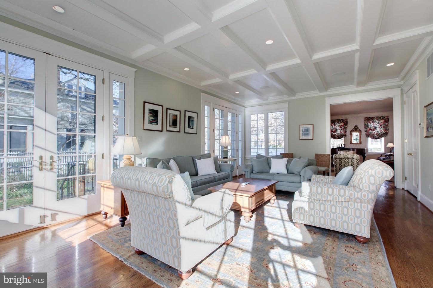 CHEVY CHASE - Residential