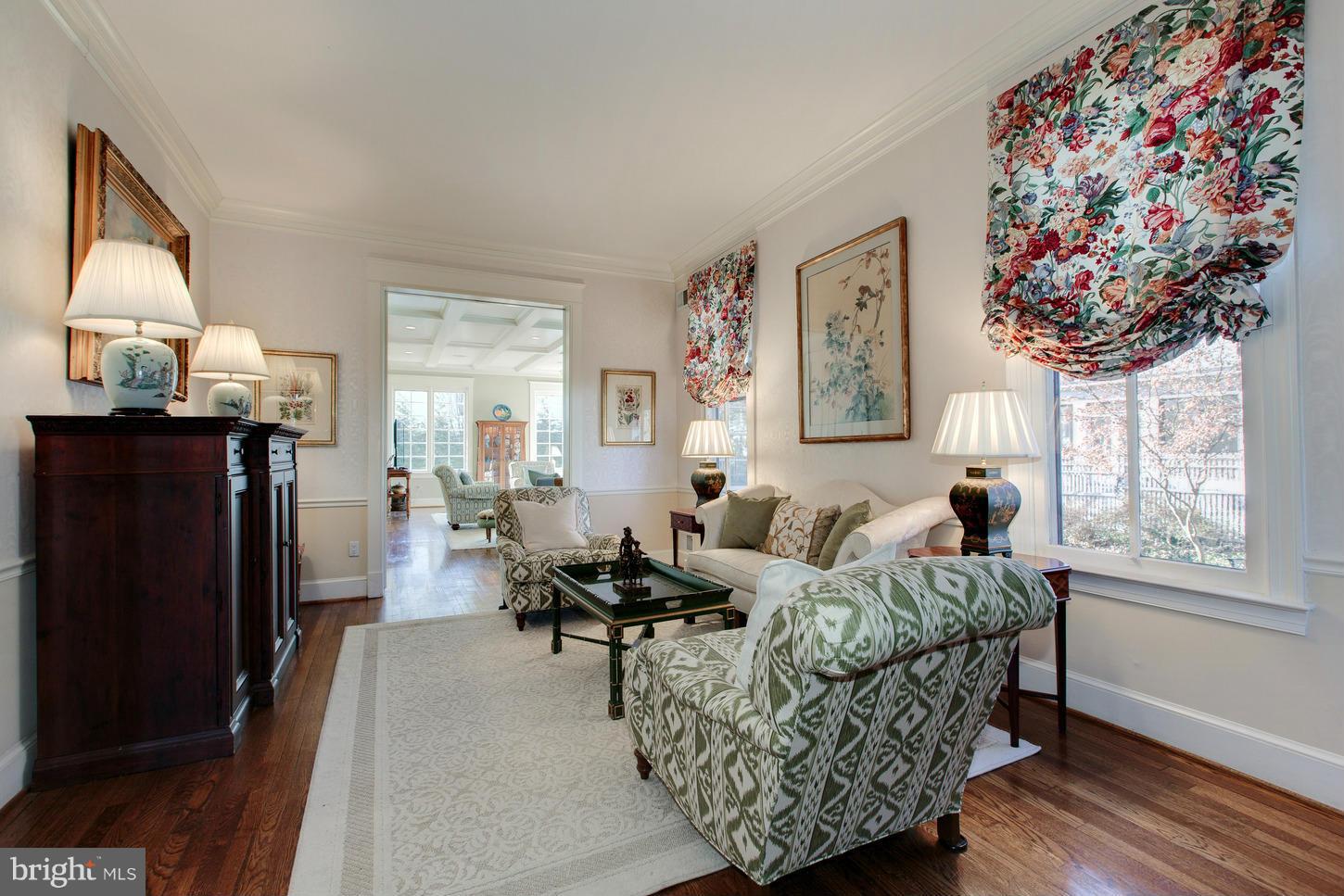 CHEVY CHASE - Residential