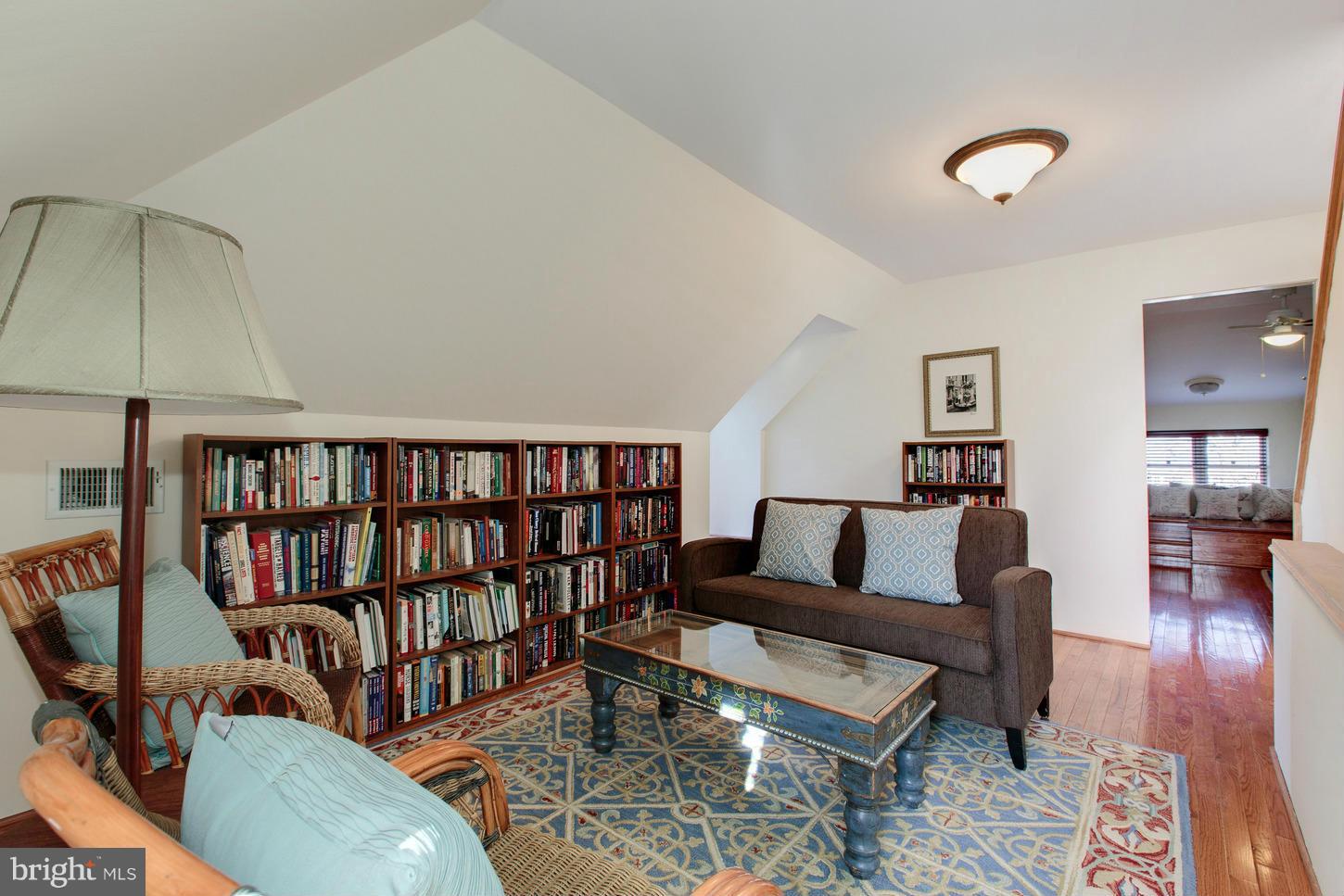 CHEVY CHASE - Residential