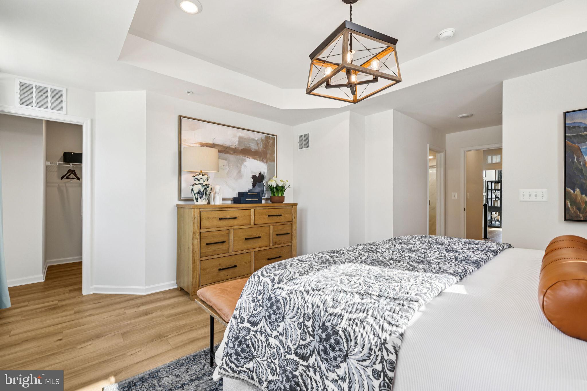 MONTGOMERY VILLAGE - Residential