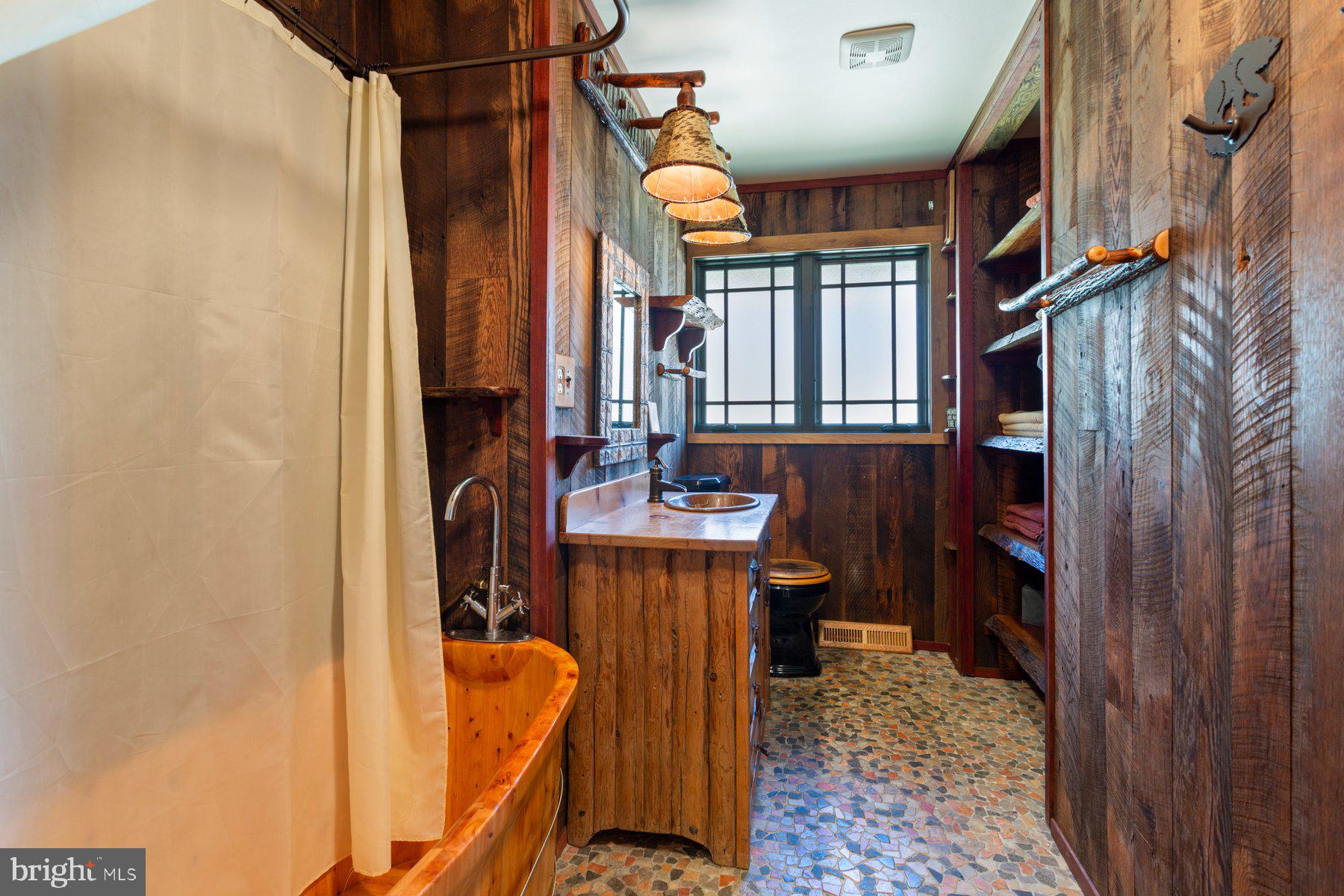 BALMORAL - Residential