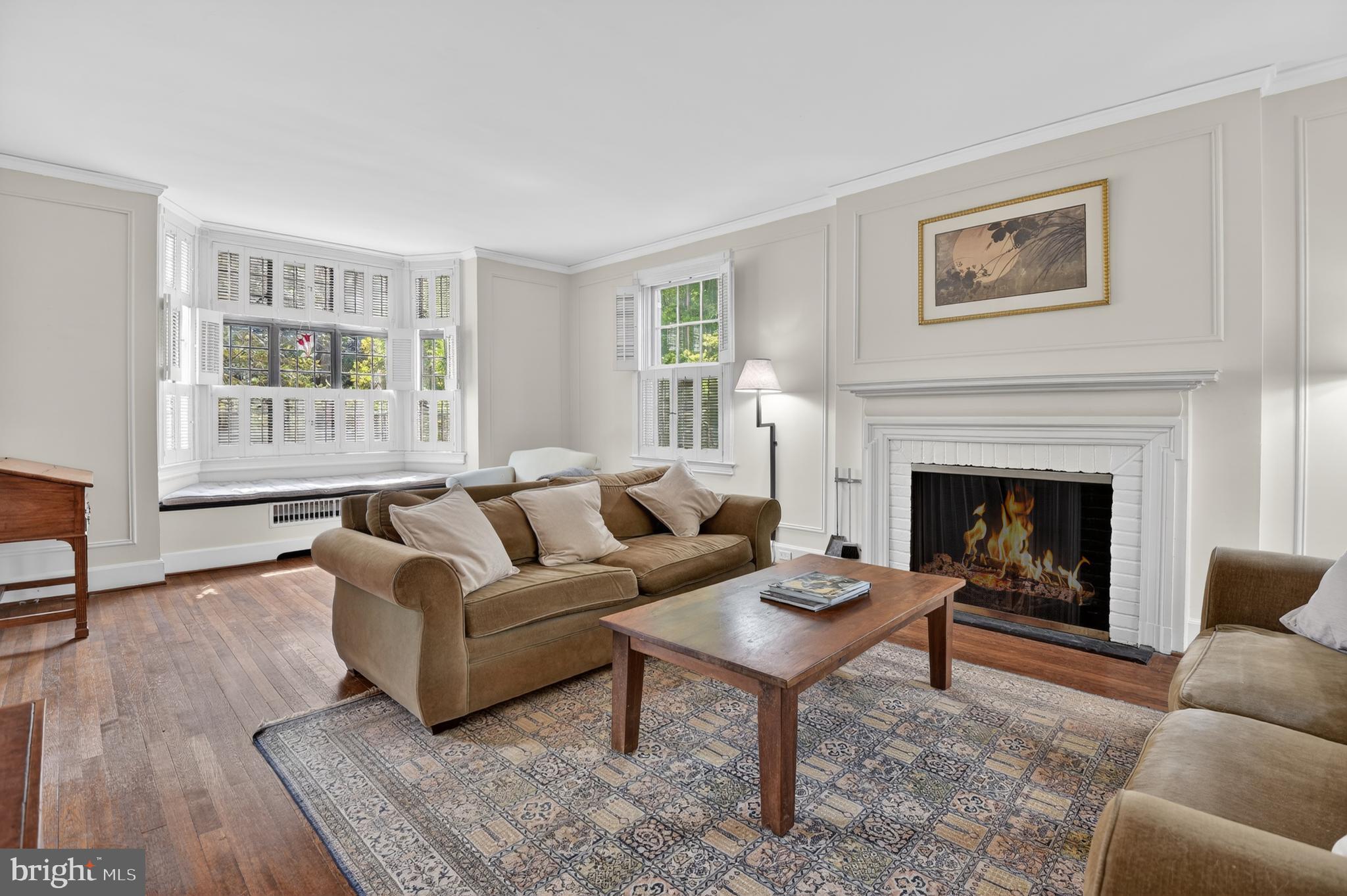 CHEVY CHASE - Residential