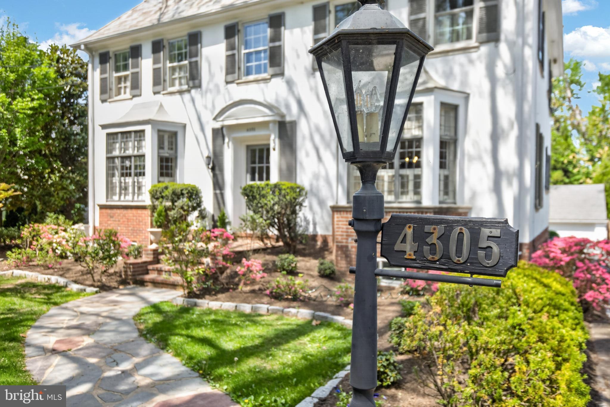 CHEVY CHASE - Residential