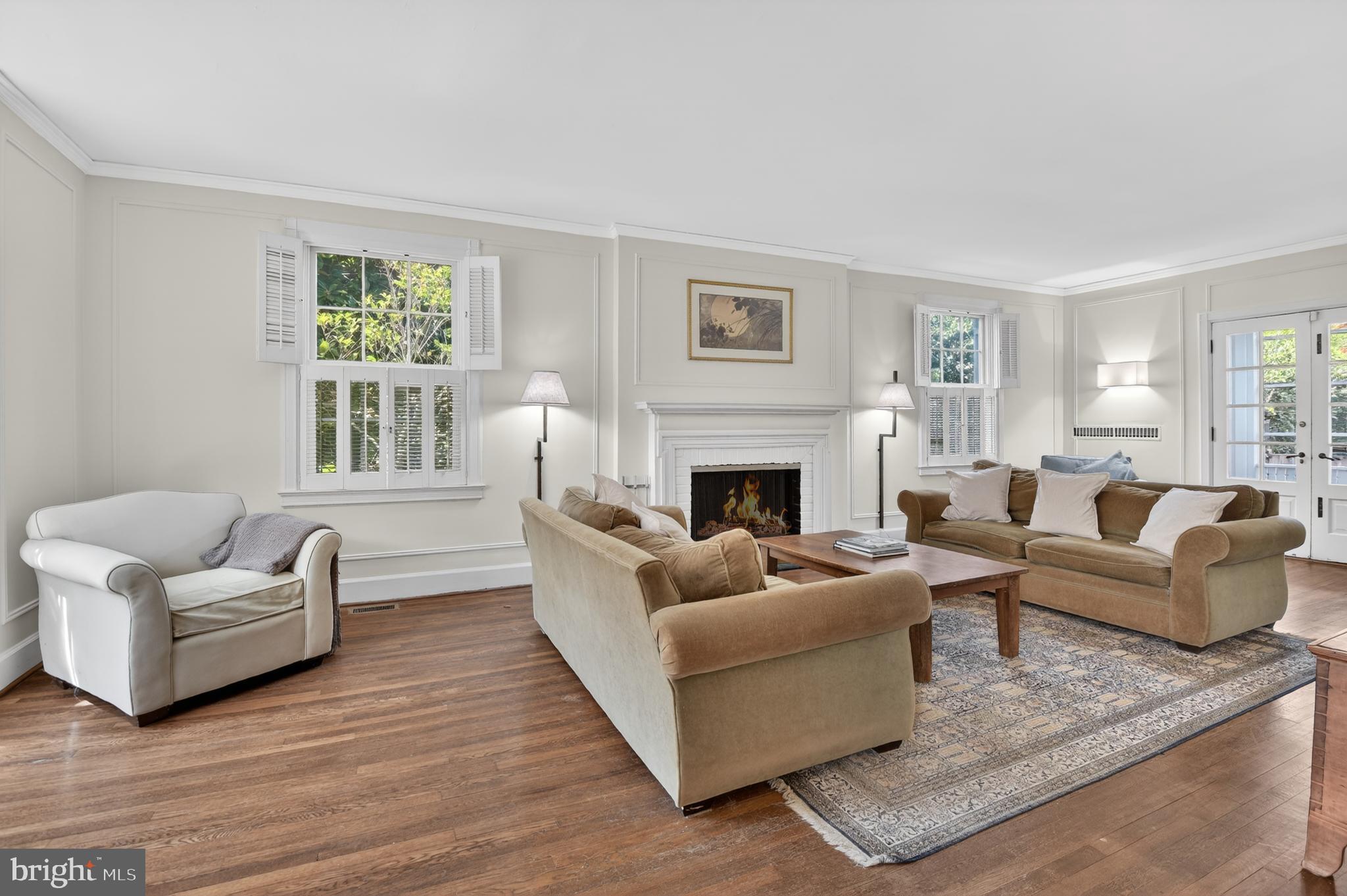 CHEVY CHASE - Residential