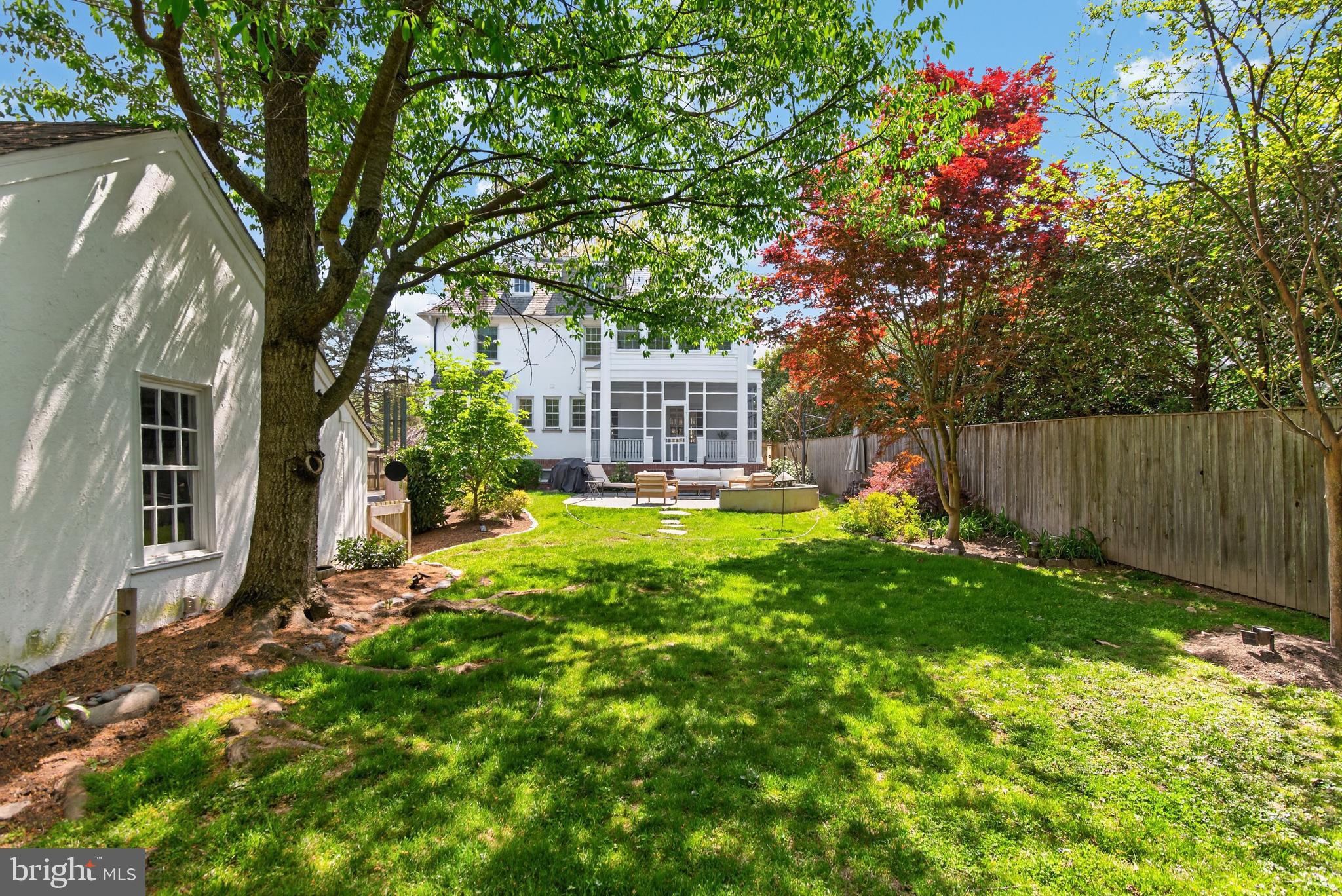 CHEVY CHASE - Residential