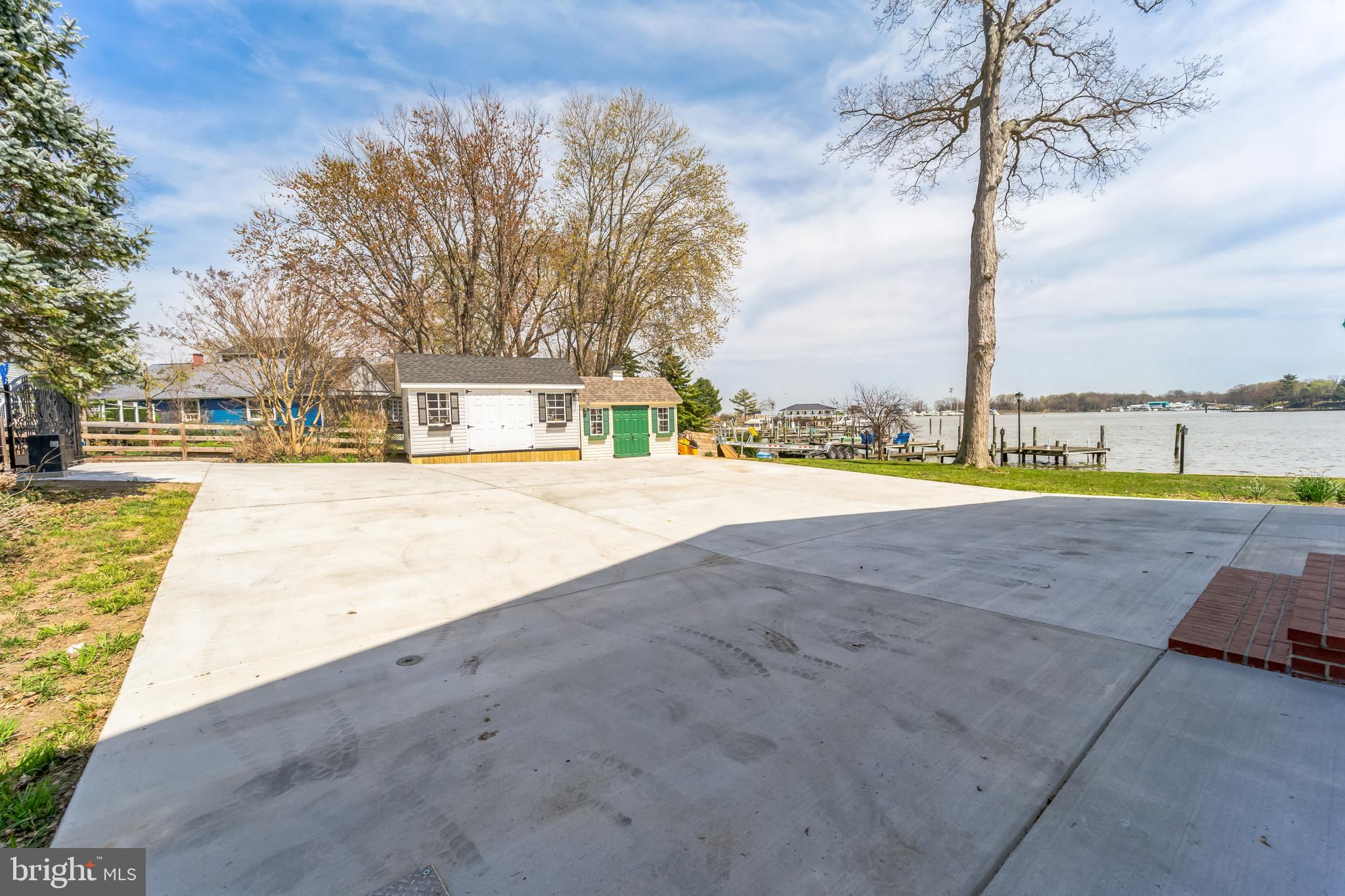 SUE CREEK - Residential