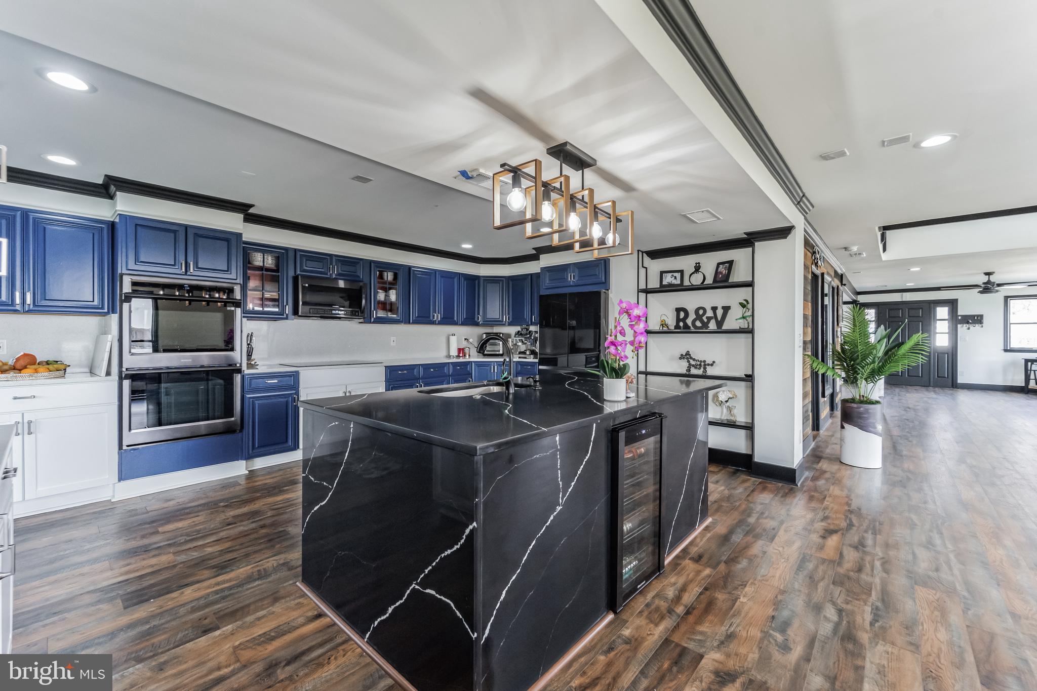 SUE CREEK - Residential