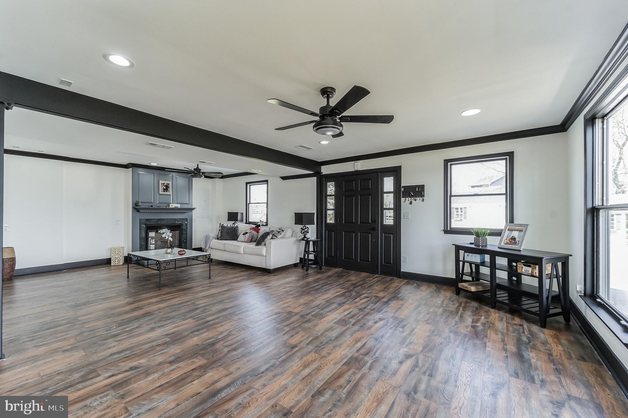 SUE CREEK - Residential