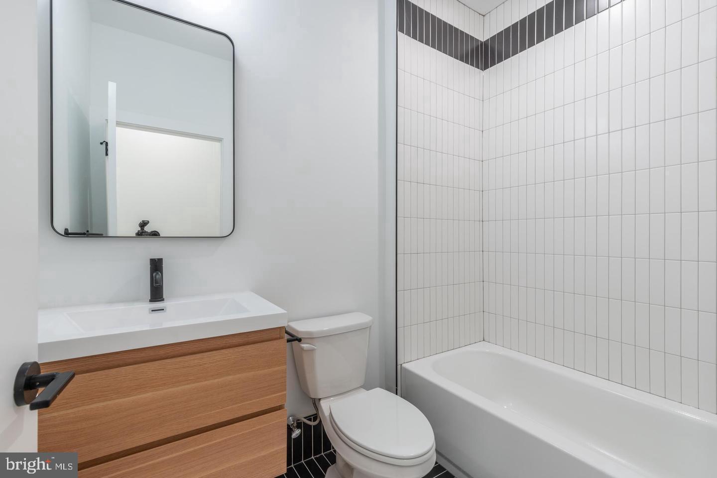 FISHTOWN - Residential Lease