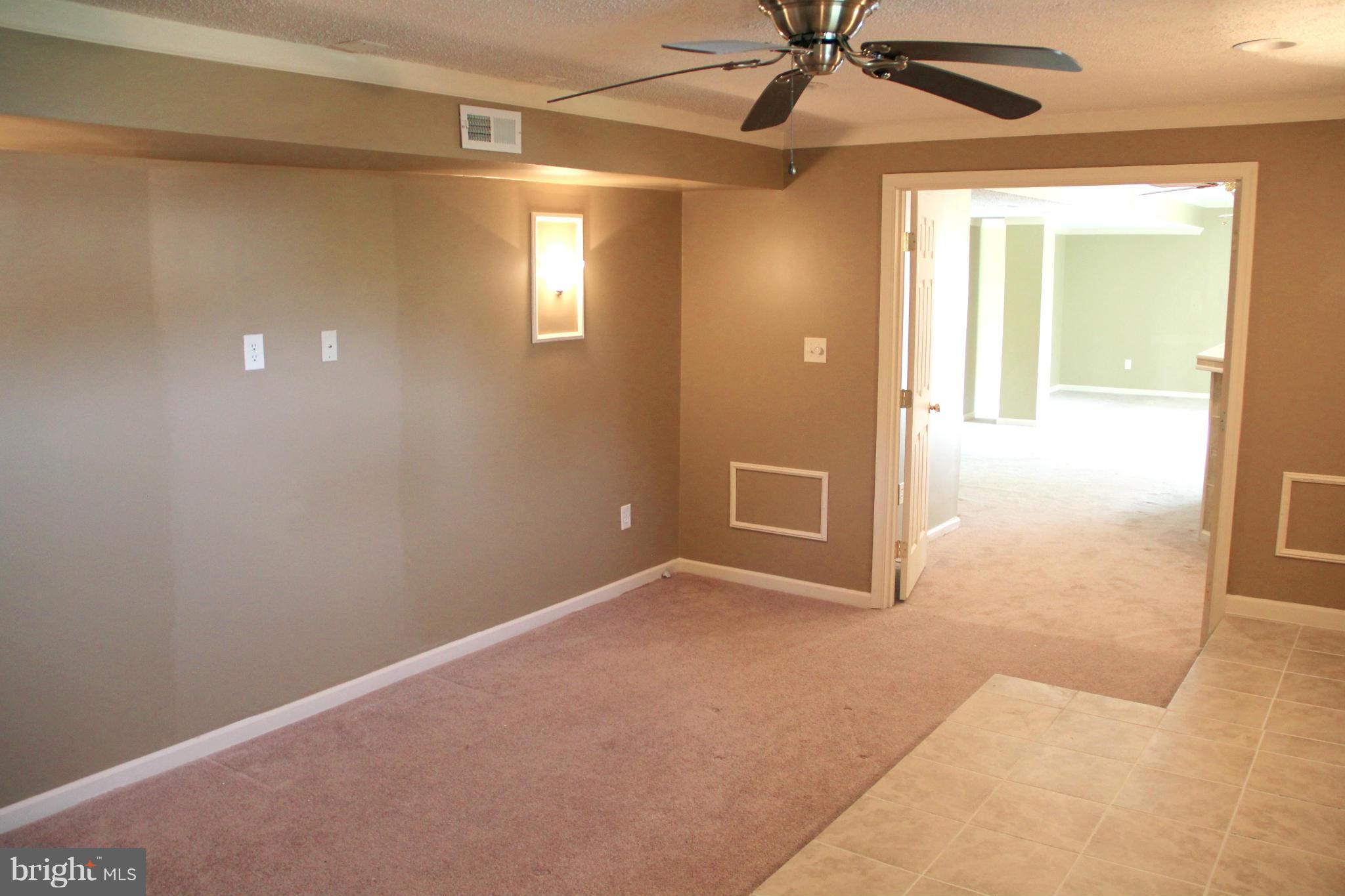 WILLOW WOODS - Residential Lease