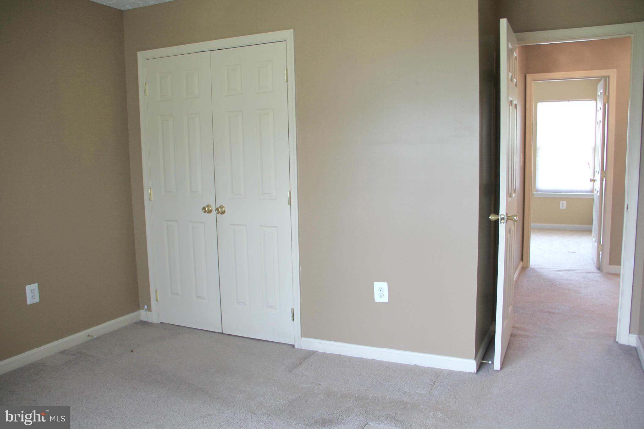 WILLOW WOODS - Residential Lease