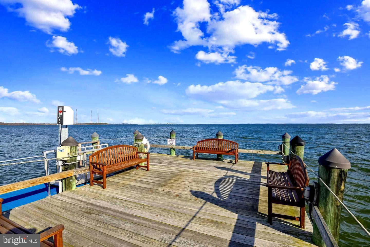 BAYWOODS OF ANNAPOLIS - Residential