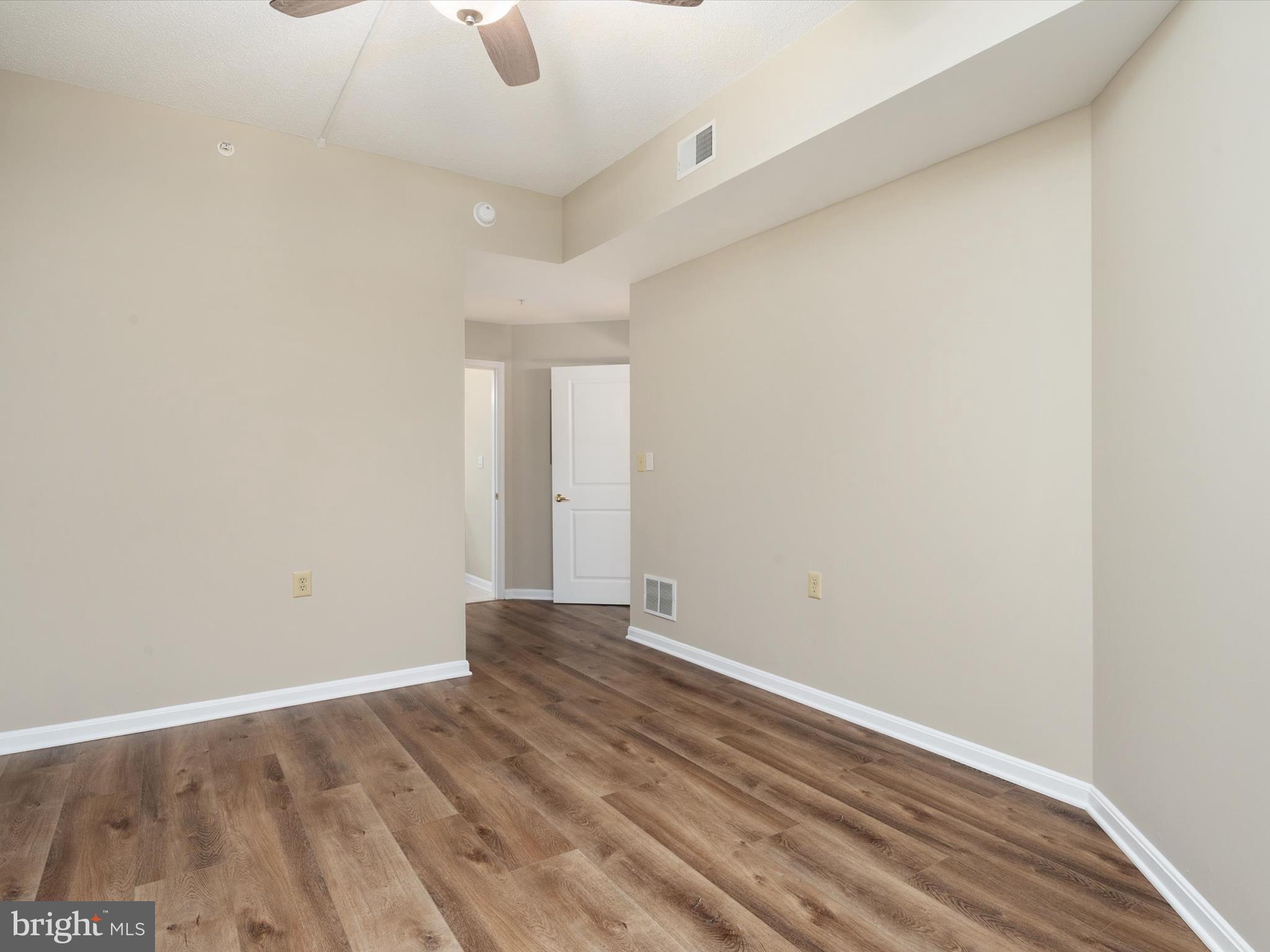 BAYWOODS OF ANNAPOLIS - Residential